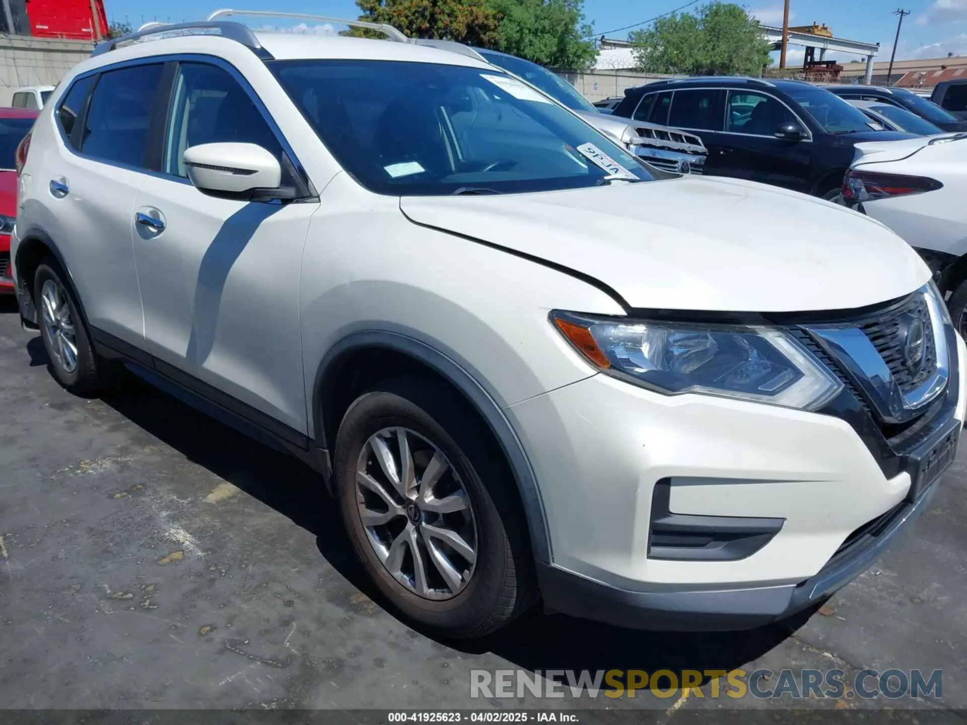 1 Photograph of a damaged car JN8AT2MT6LW003230 NISSAN ROGUE 2020