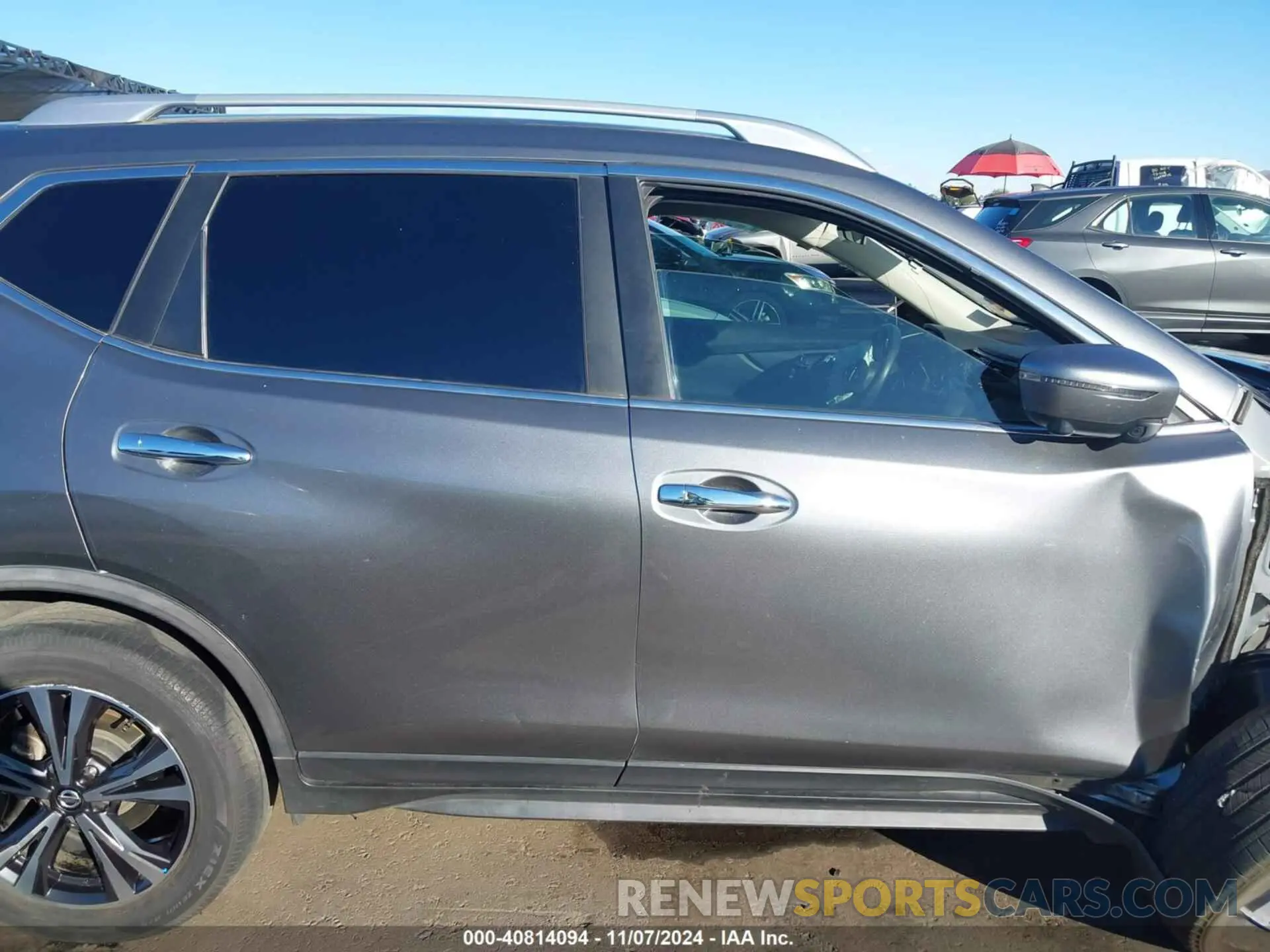 13 Photograph of a damaged car JN8AT2MT6LW012204 NISSAN ROGUE 2020