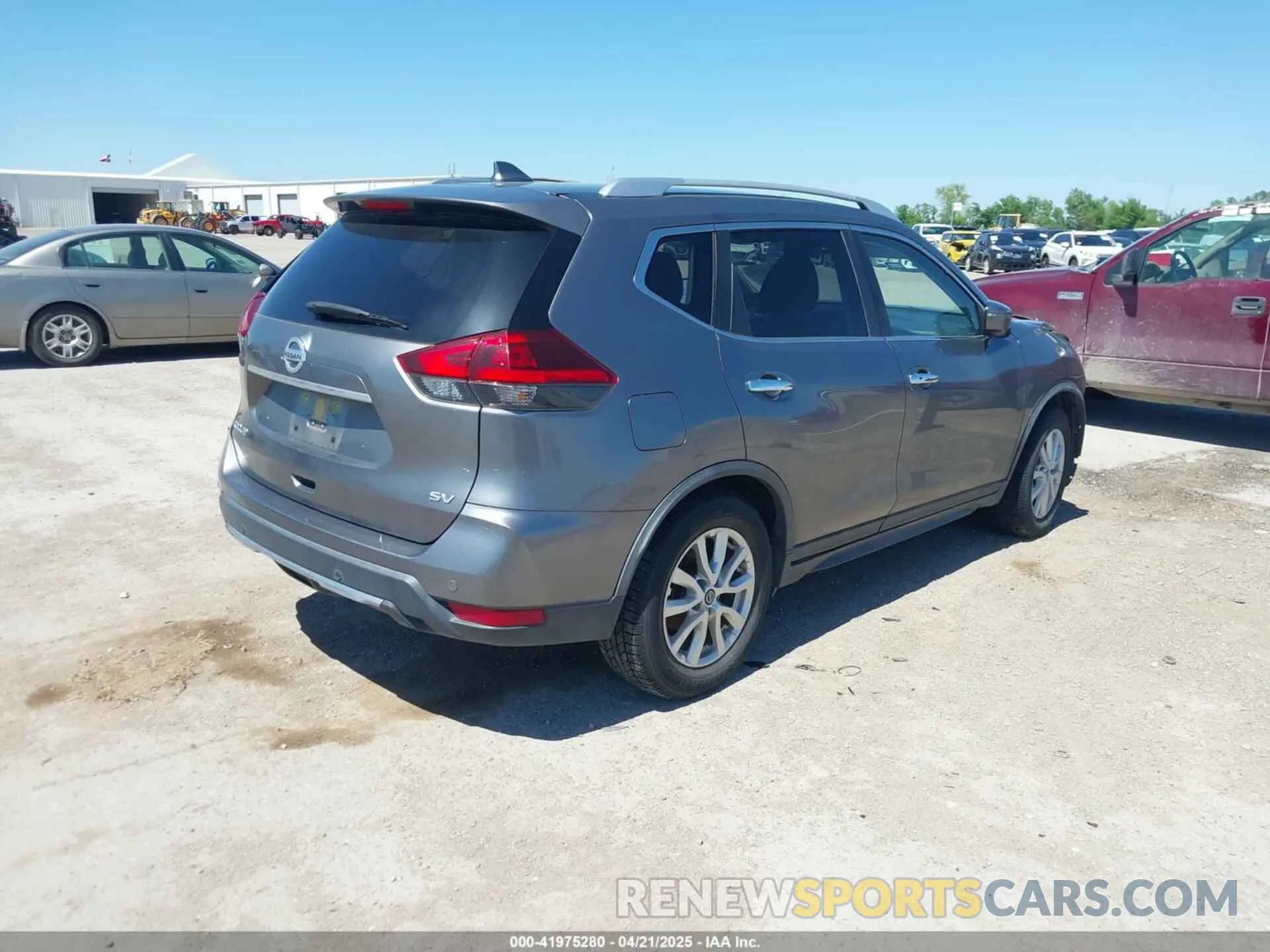 4 Фотография поврежденного автомобиля JN8AT2MT6LW039029 NISSAN ROGUE 2020
