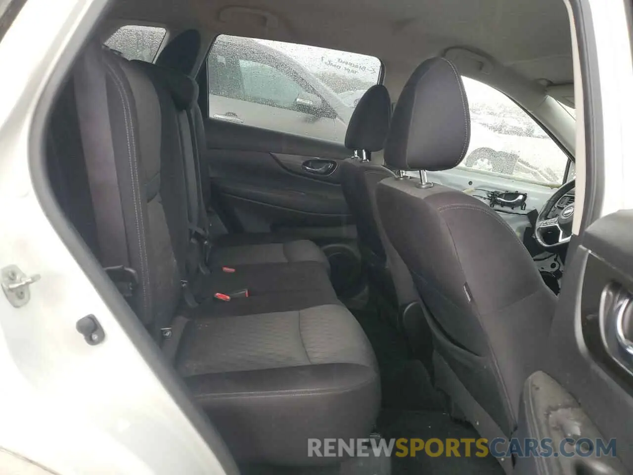 11 Photograph of a damaged car JN8AT2MT7LW011157 NISSAN ROGUE 2020