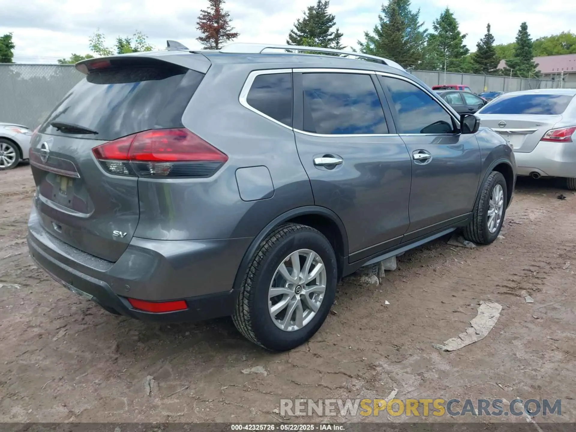 4 Фотография поврежденного автомобиля JN8AT2MT9LW002413 NISSAN ROGUE 2020