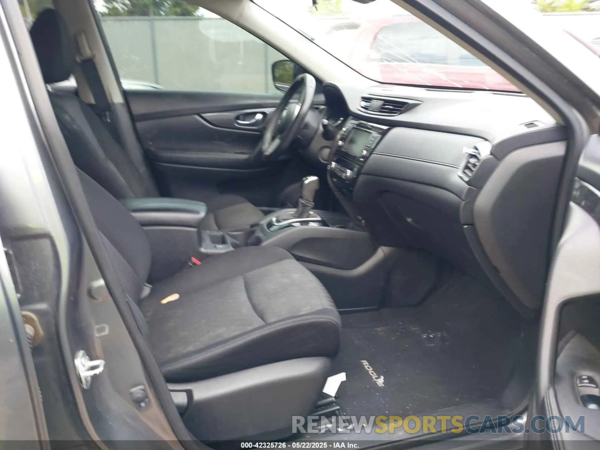 5 Фотография поврежденного автомобиля JN8AT2MT9LW002413 NISSAN ROGUE 2020