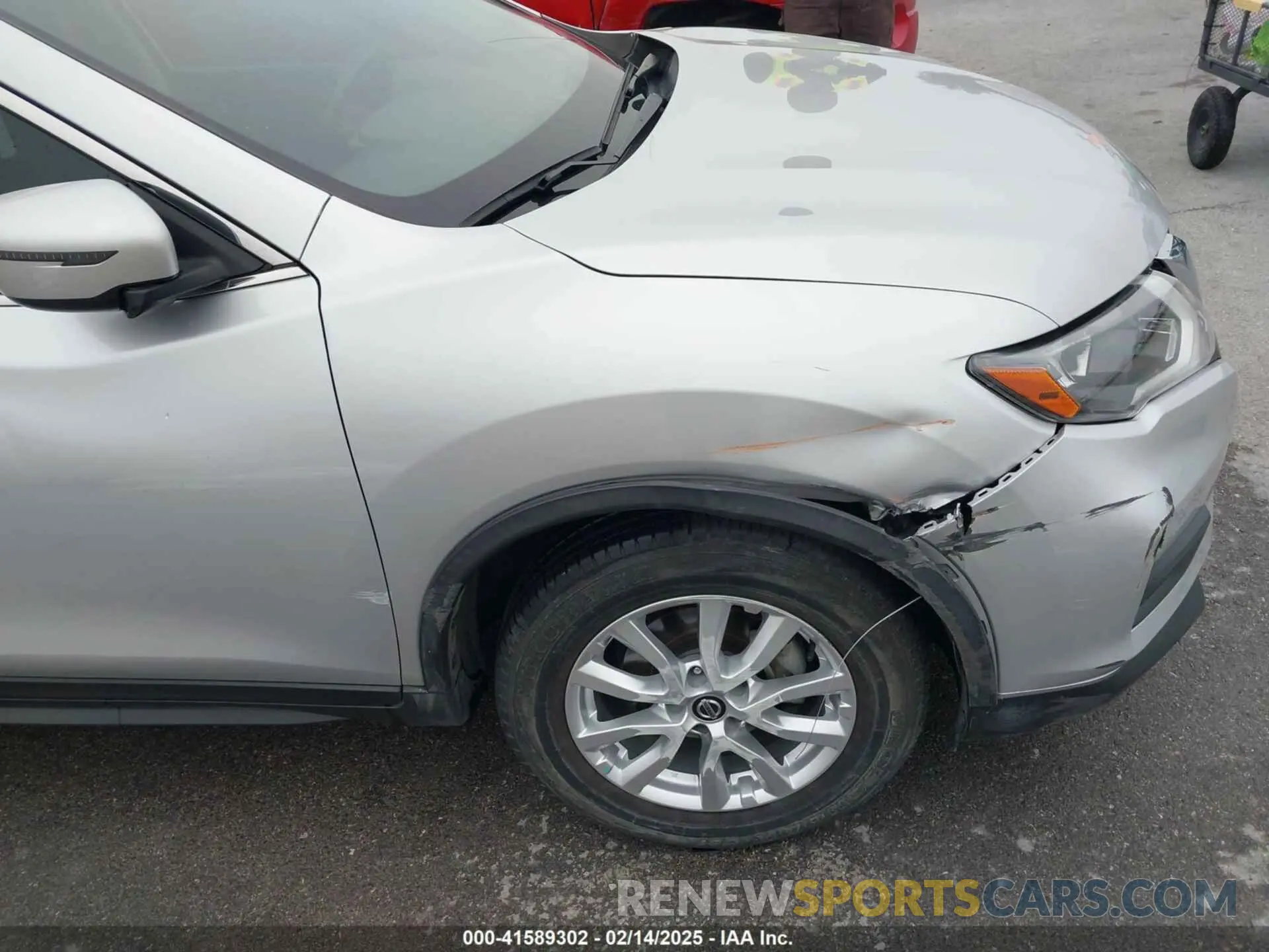 19 Photograph of a damaged car JN8AT2MT9LW032799 NISSAN ROGUE 2020