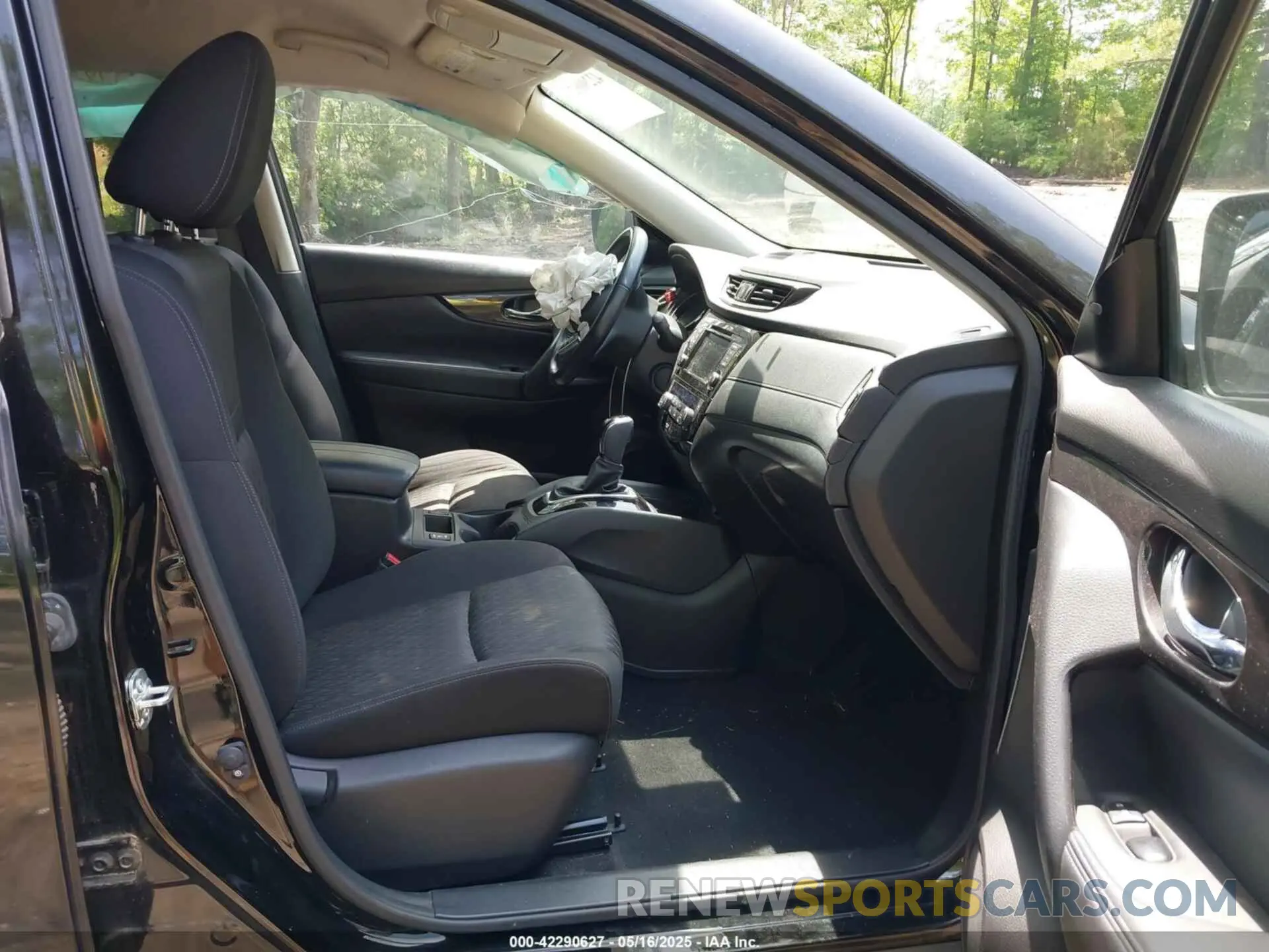 5 Фотография поврежденного автомобиля JN8AT2MT9LW041728 NISSAN ROGUE 2020