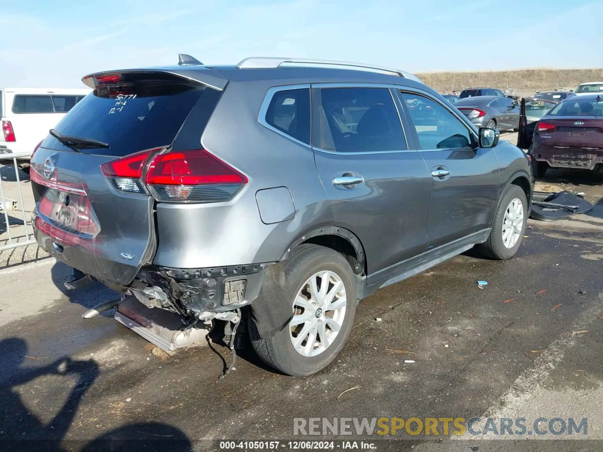 4 Фотография поврежденного автомобиля JN8AT2MTXLW001772 NISSAN ROGUE 2020