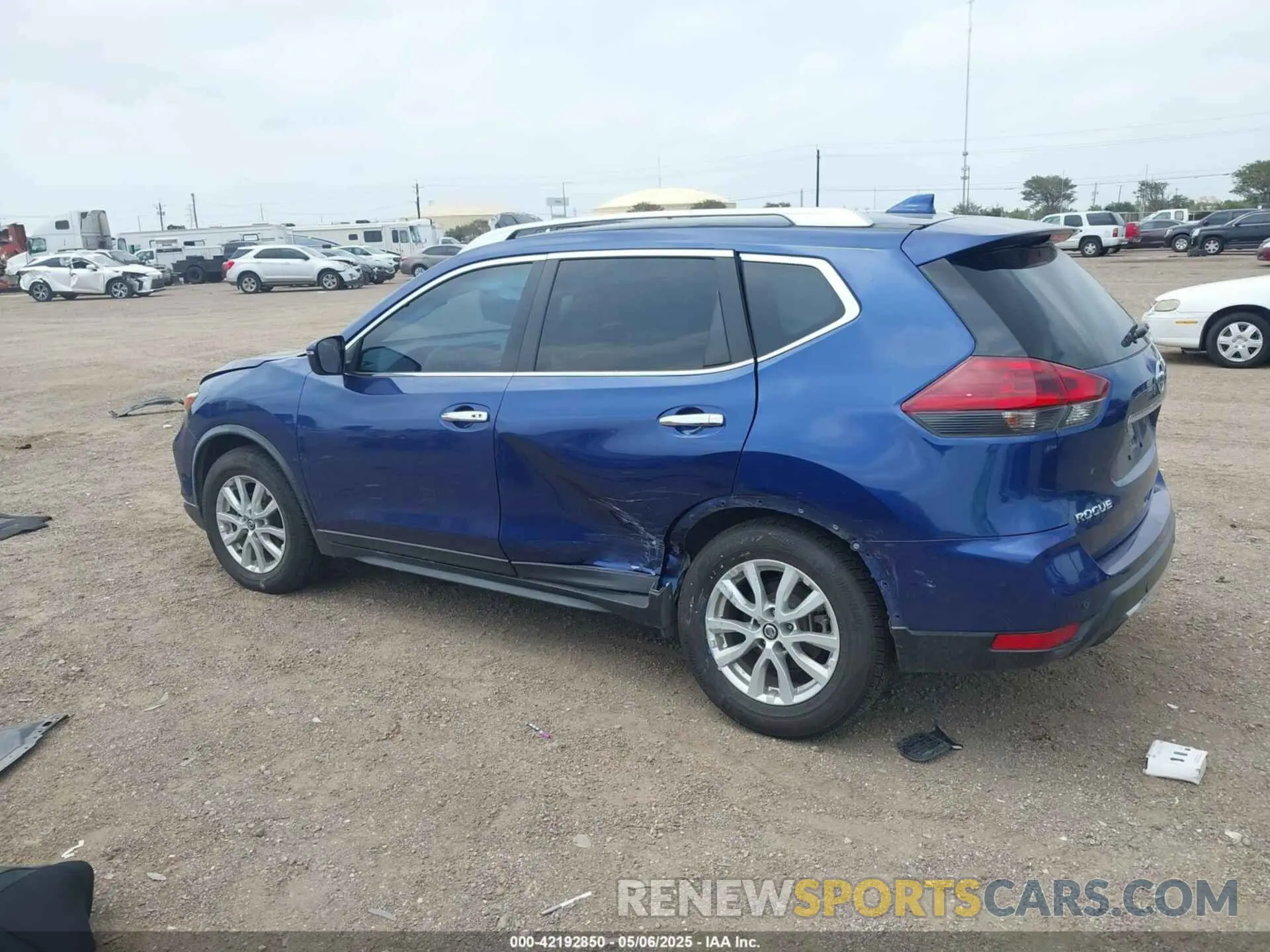 3 Фотография поврежденного автомобиля JN8AT2MTXLW003439 NISSAN ROGUE 2020