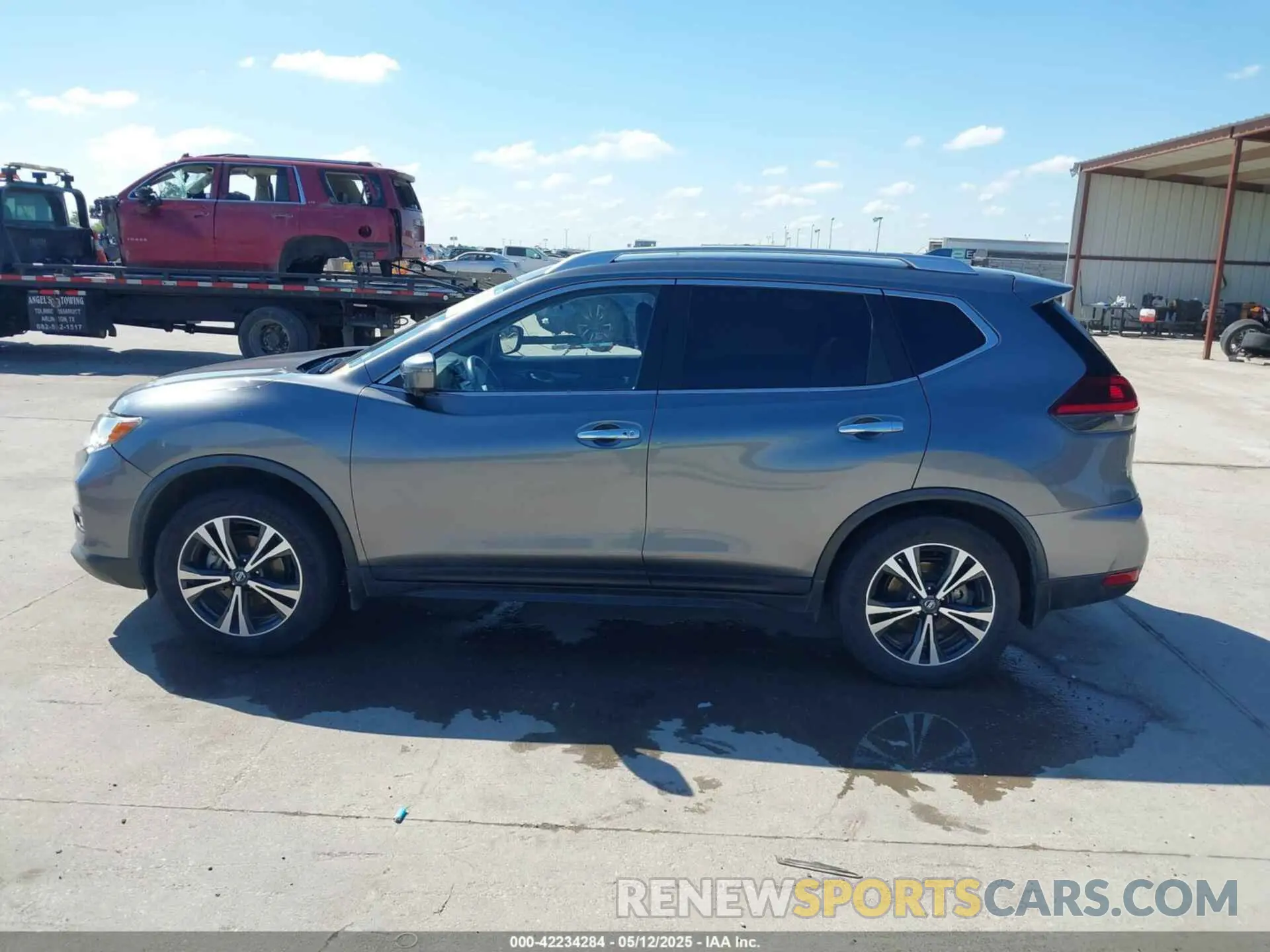 14 Photograph of a damaged car JN8AT2MTXLW004588 NISSAN ROGUE 2020