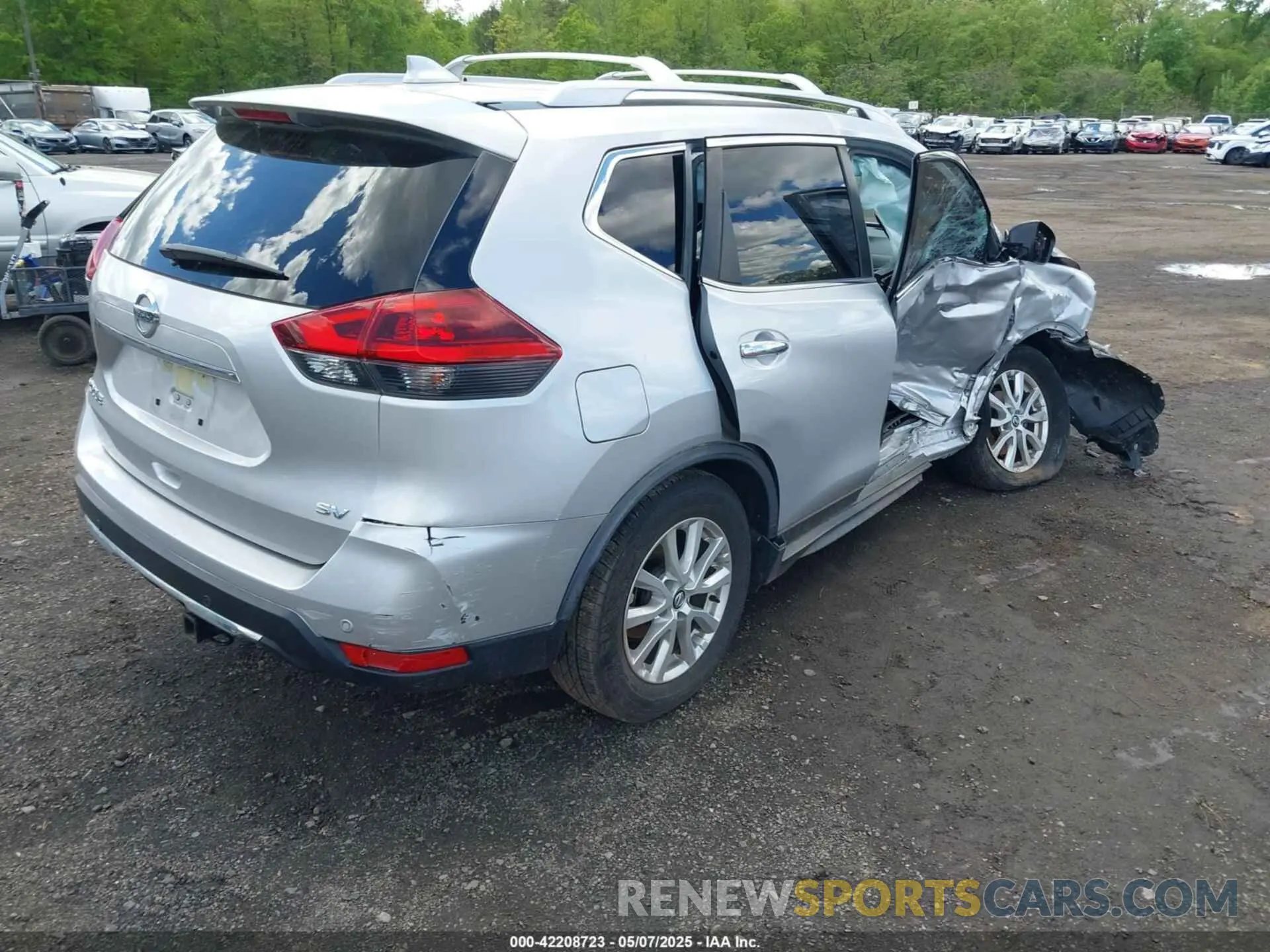 4 Фотография поврежденного автомобиля JN8AT2MTXLW010147 NISSAN ROGUE 2020