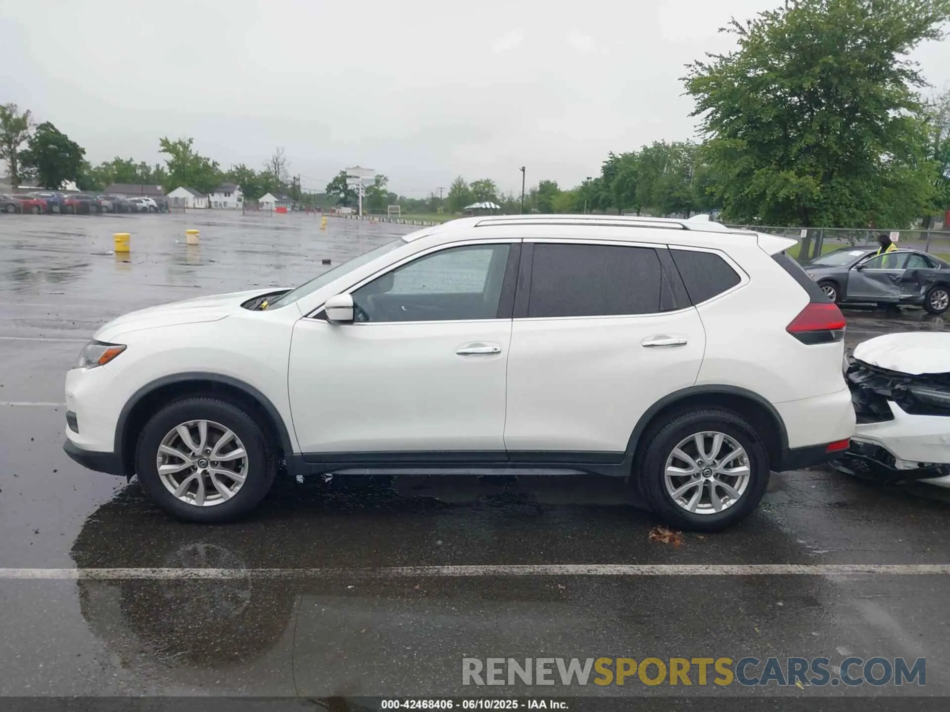 14 Photograph of a damaged car JN8AT2MV0LW108752 NISSAN ROGUE 2020