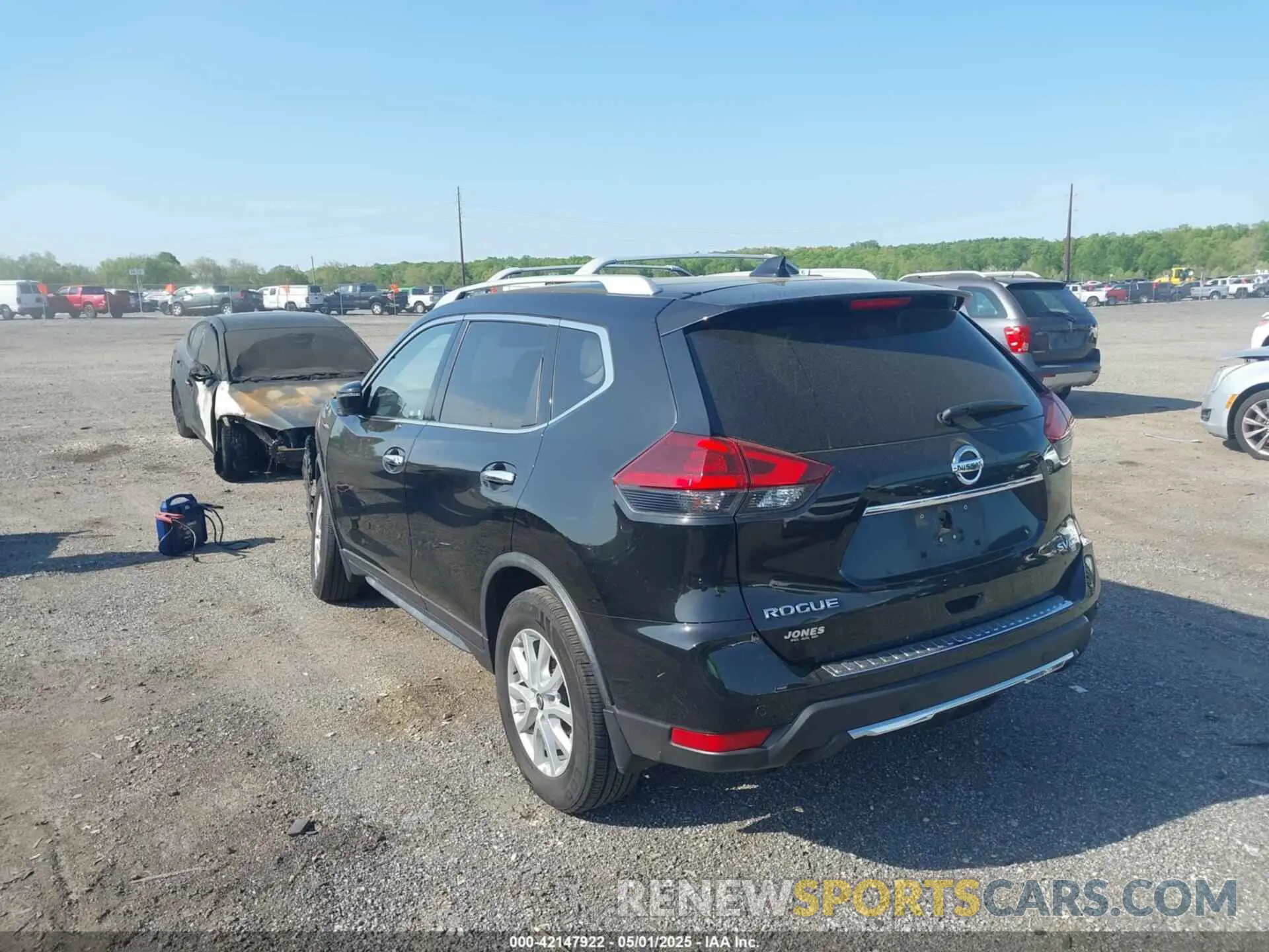 3 Фотография поврежденного автомобиля JN8AT2MV0LW136065 NISSAN ROGUE 2020