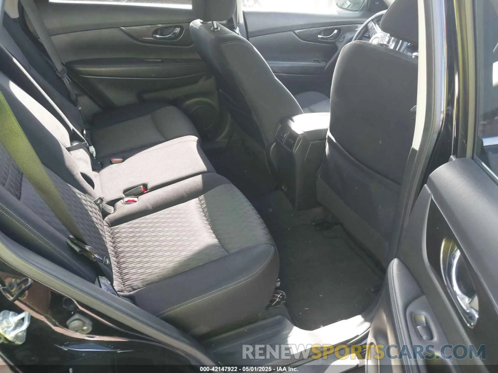 8 Фотография поврежденного автомобиля JN8AT2MV0LW136065 NISSAN ROGUE 2020