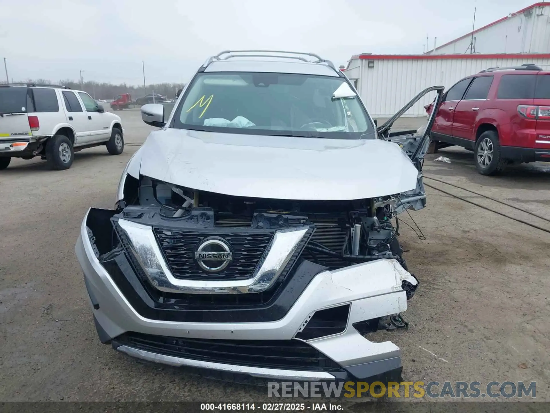 12 Photograph of a damaged car JN8AT2MV1LW118836 NISSAN ROGUE 2020