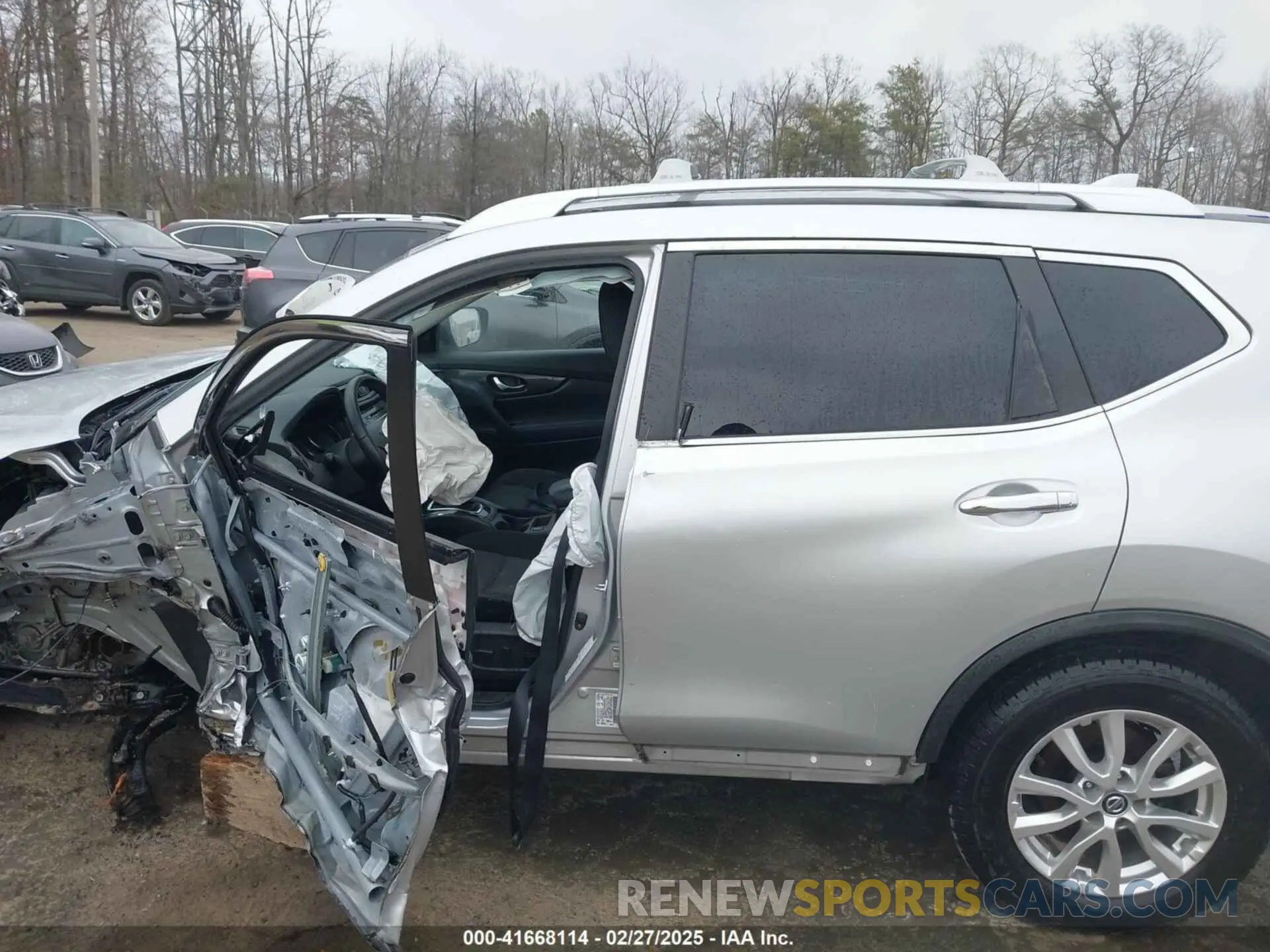 14 Photograph of a damaged car JN8AT2MV1LW118836 NISSAN ROGUE 2020