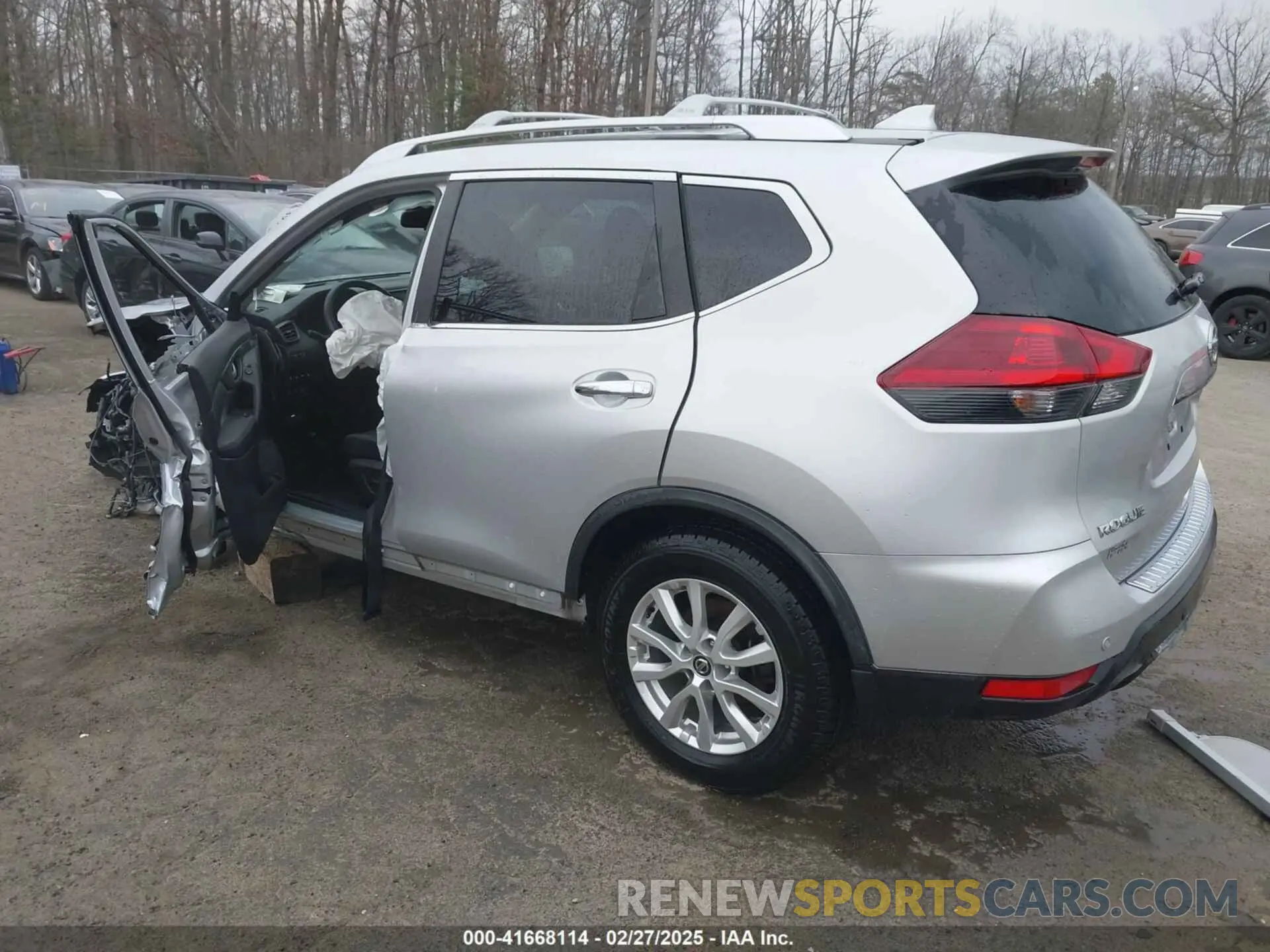 3 Photograph of a damaged car JN8AT2MV1LW118836 NISSAN ROGUE 2020