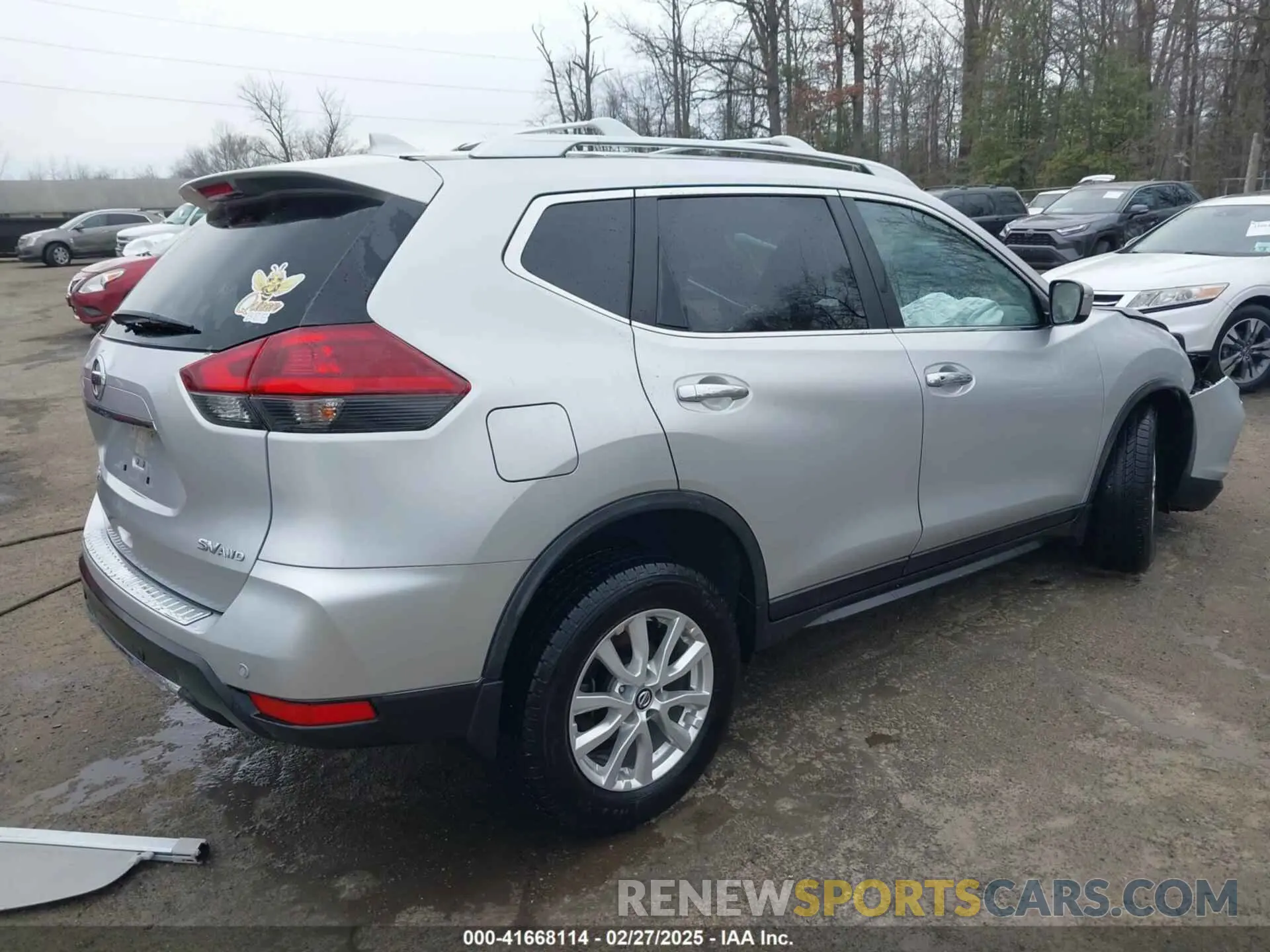 4 Photograph of a damaged car JN8AT2MV1LW118836 NISSAN ROGUE 2020