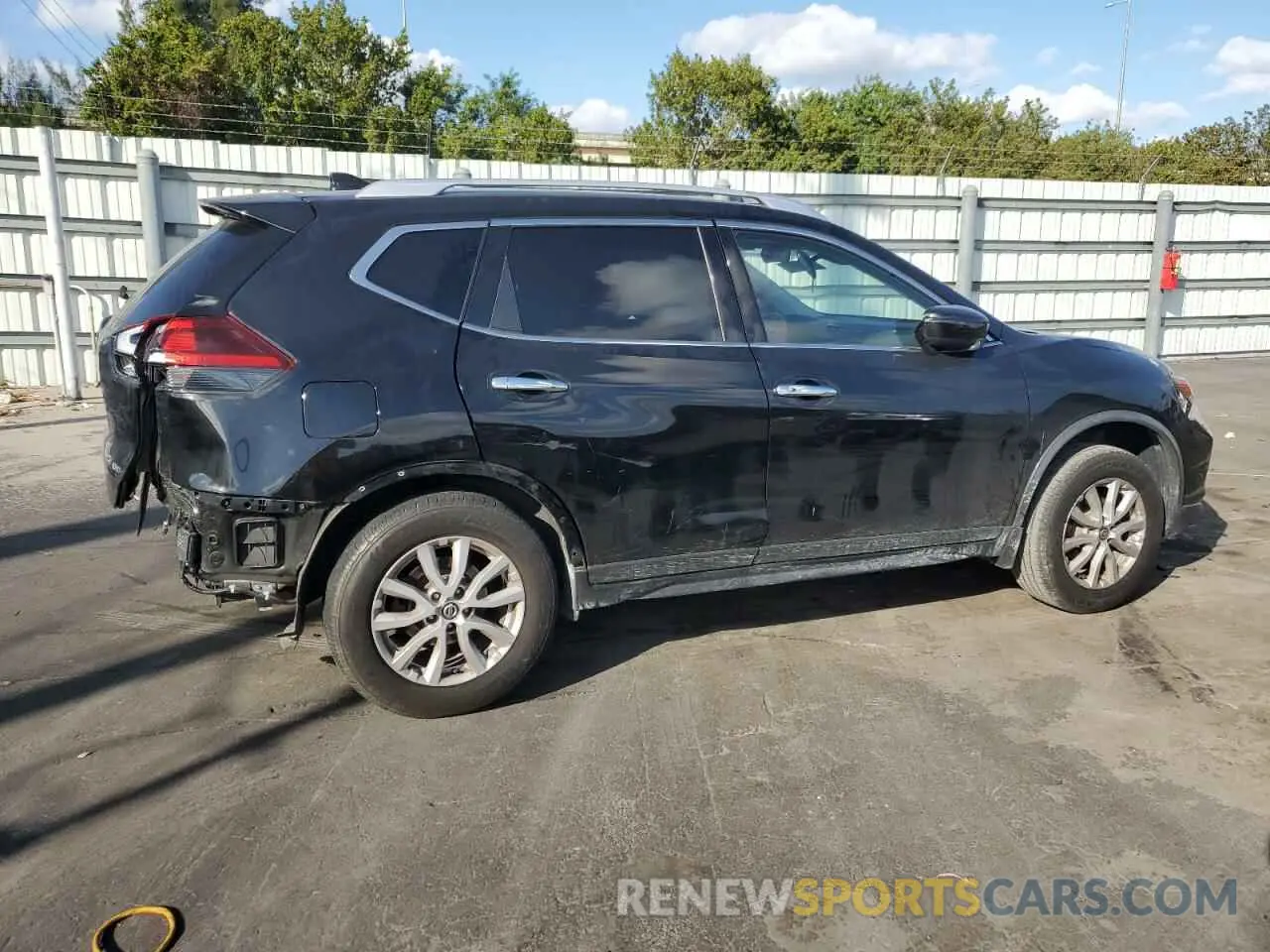 3 Фотография поврежденного автомобиля JN8AT2MV2LW117436 NISSAN ROGUE 2020
