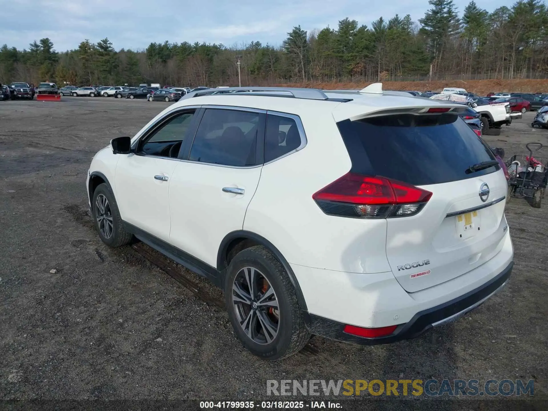 3 Photograph of a damaged car JN8AT2MV2LW138240 NISSAN ROGUE 2020