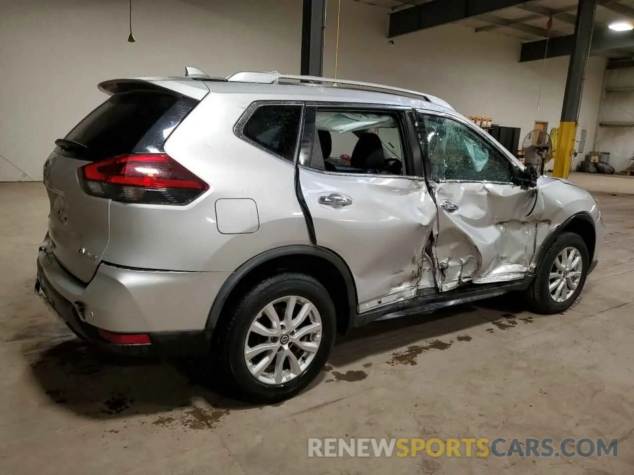 3 Фотография поврежденного автомобиля JN8AT2MV3LW112911 NISSAN ROGUE 2020