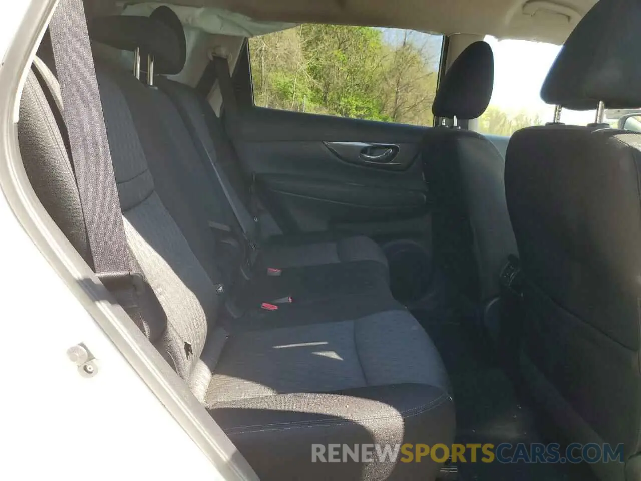 10 Photograph of a damaged car JN8AT2MV3LW114397 NISSAN ROGUE 2020
