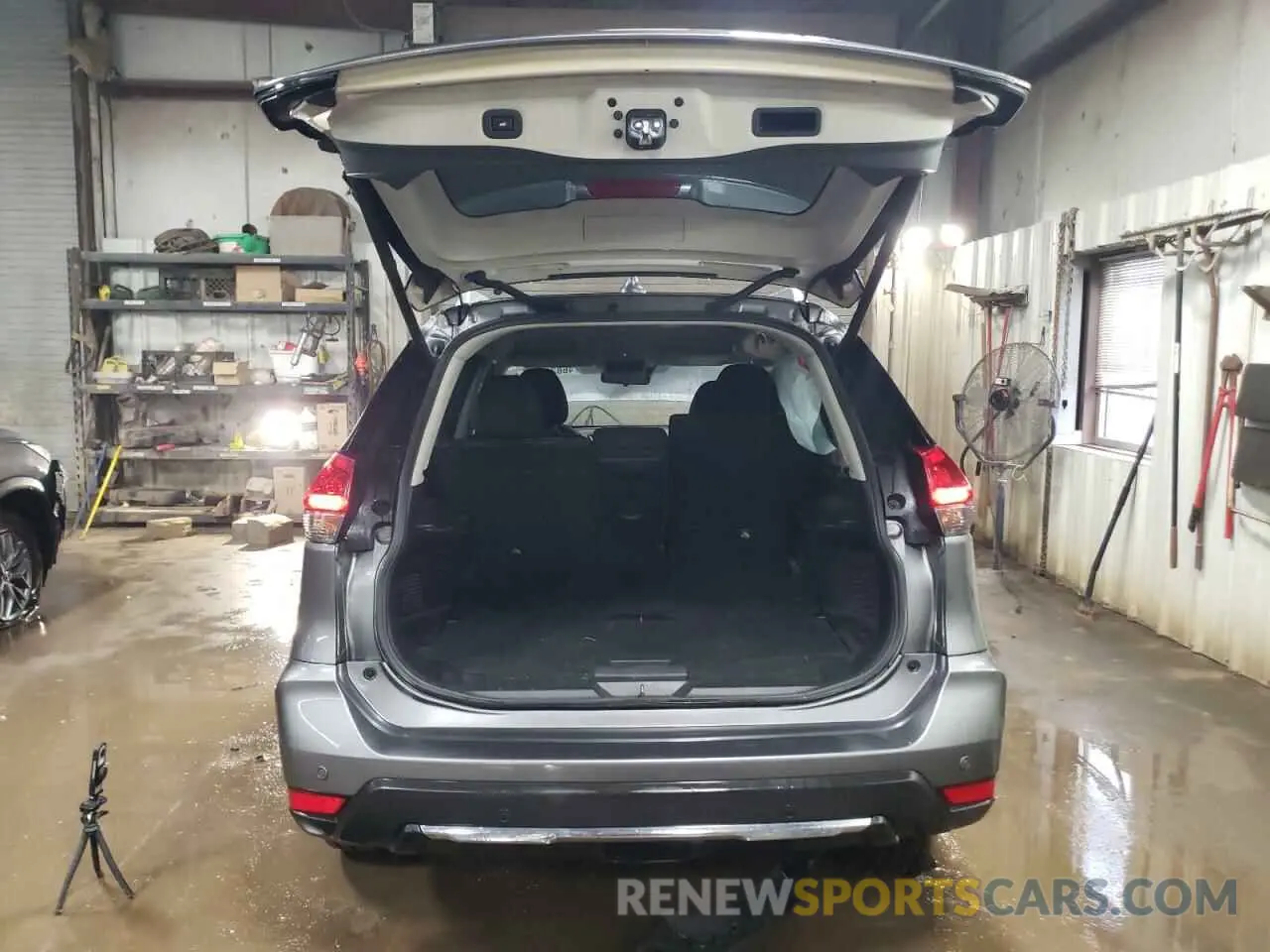 6 Photograph of a damaged car JN8AT2MV4LW109497 NISSAN ROGUE 2020