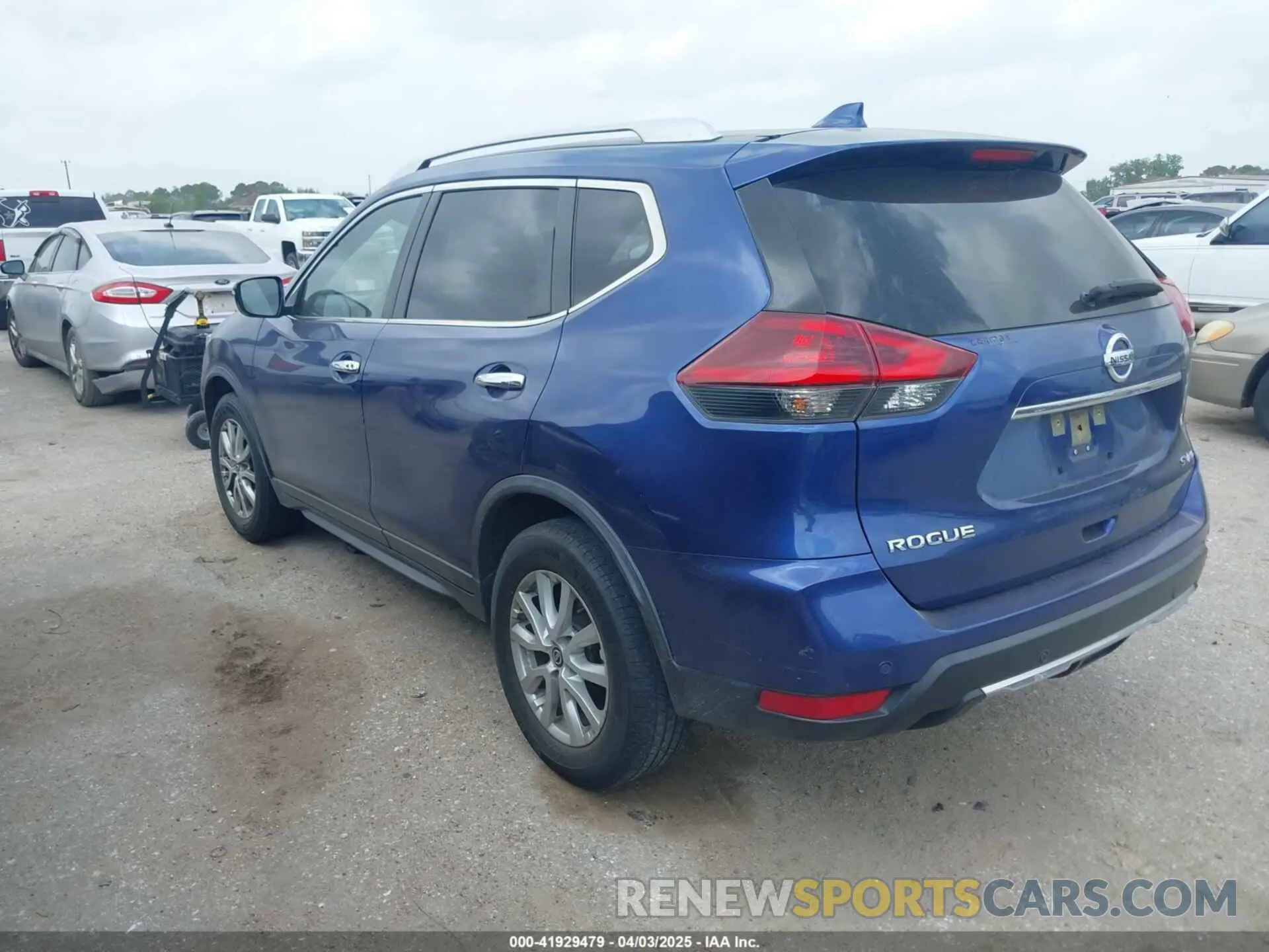 3 Photograph of a damaged car JN8AT2MV4LW109550 NISSAN ROGUE 2020