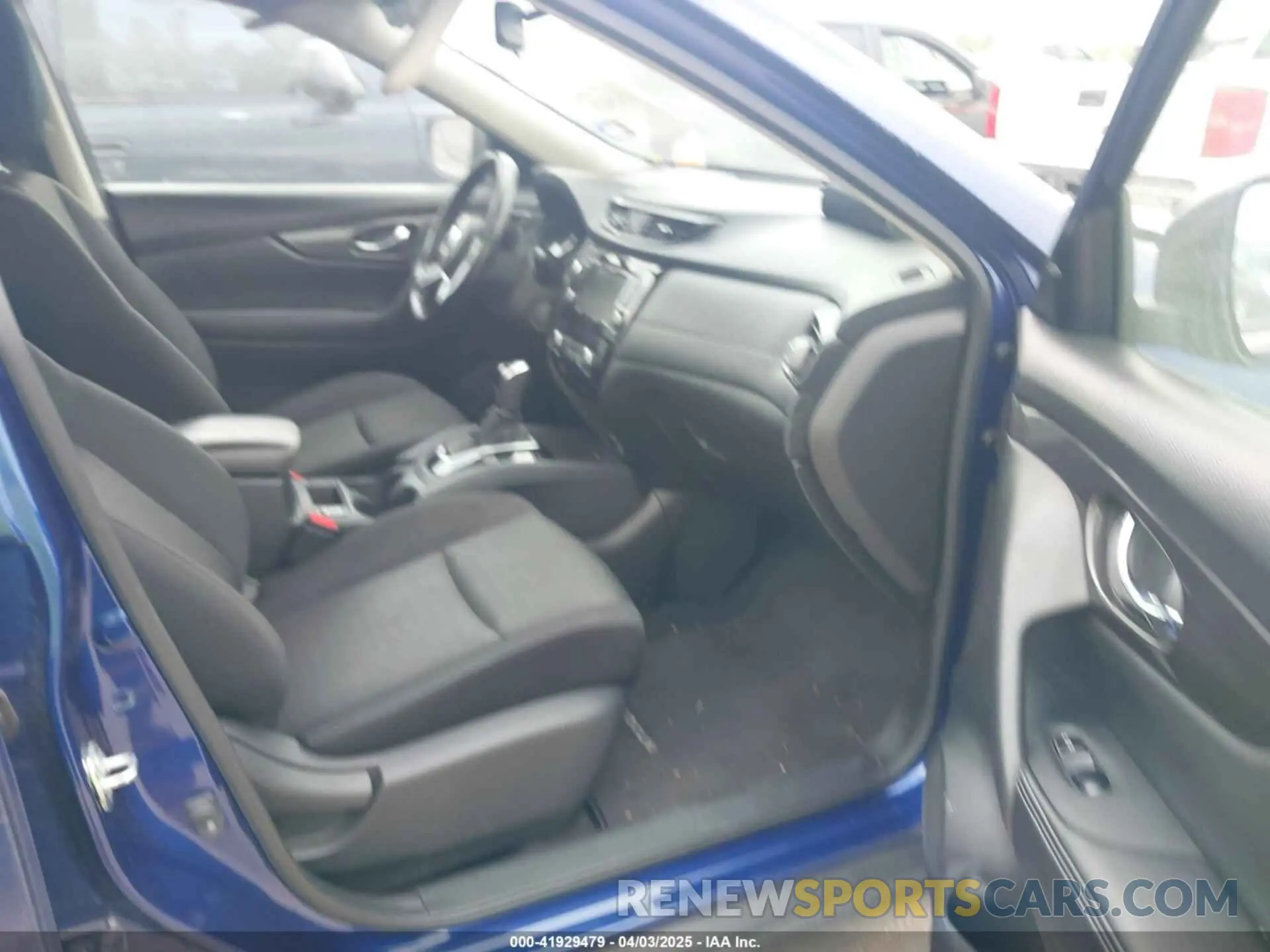 5 Photograph of a damaged car JN8AT2MV4LW109550 NISSAN ROGUE 2020