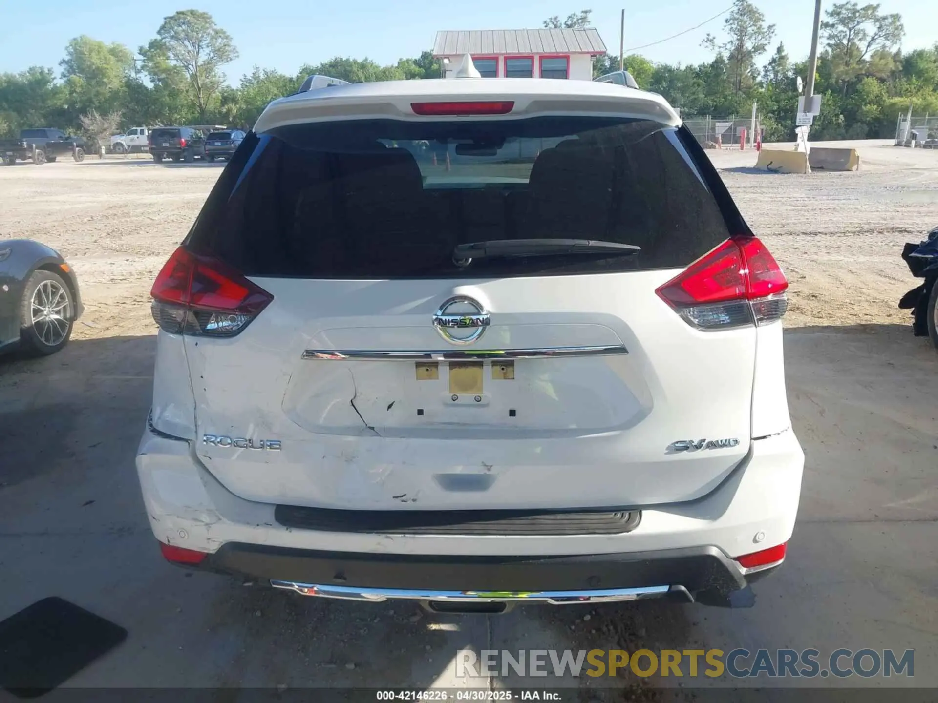 16 Photograph of a damaged car JN8AT2MV4LW112285 NISSAN ROGUE 2020