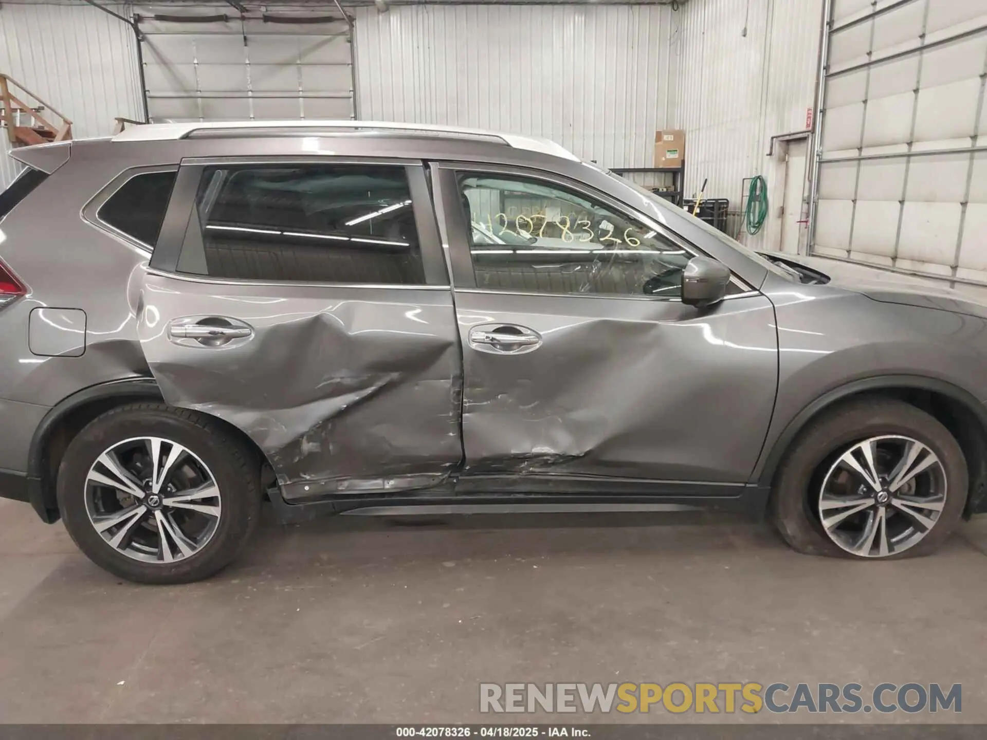 14 Фотография поврежденного автомобиля JN8AT2MV4LW134920 NISSAN ROGUE 2020