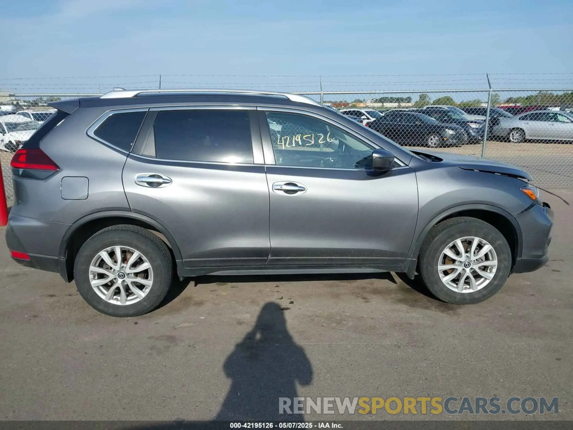 13 Photograph of a damaged car JN8AT2MV5LW122520 NISSAN ROGUE 2020