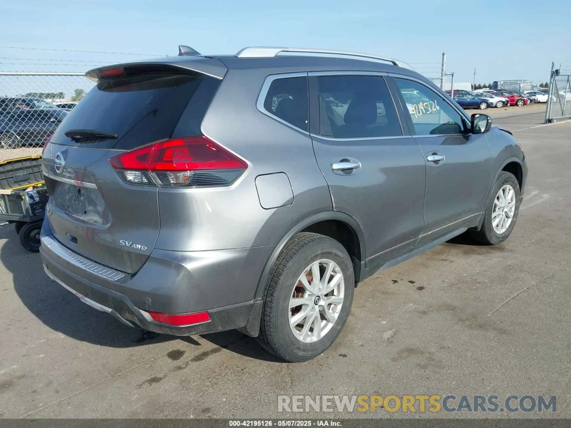 4 Photograph of a damaged car JN8AT2MV5LW122520 NISSAN ROGUE 2020