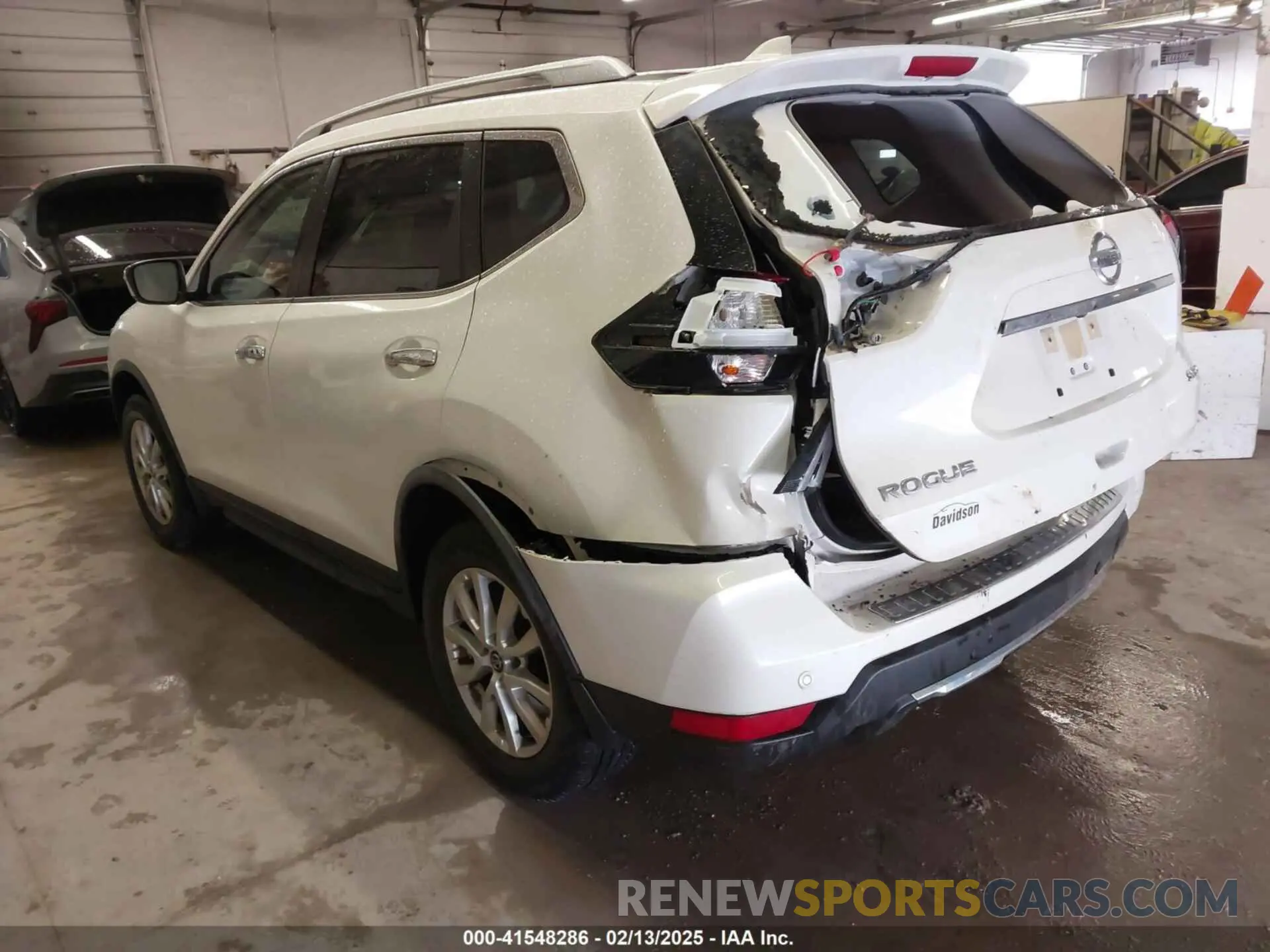 3 Photograph of a damaged car JN8AT2MV5LW124638 NISSAN ROGUE 2020