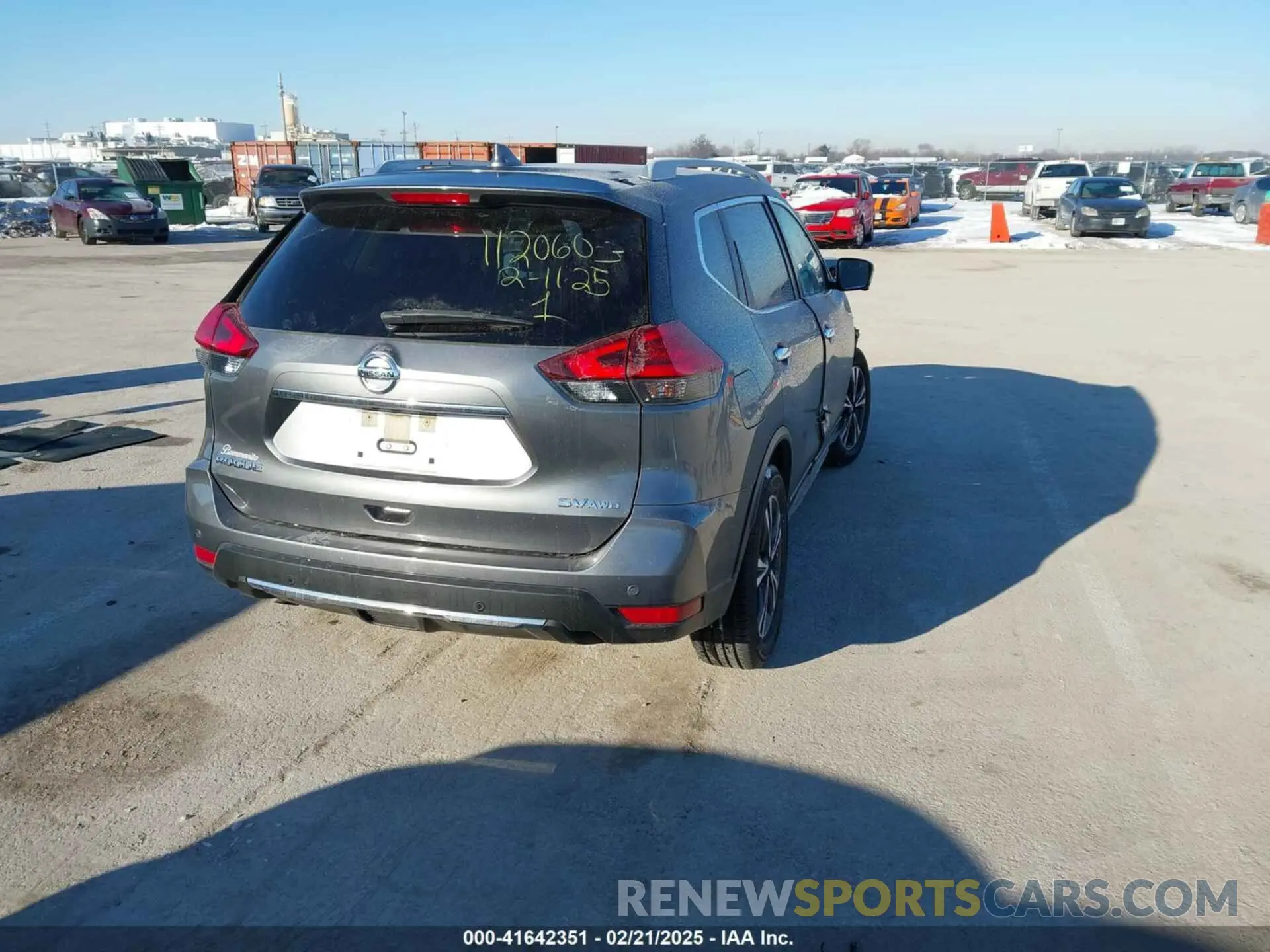 4 Photograph of a damaged car JN8AT2MV5LW144436 NISSAN ROGUE 2020