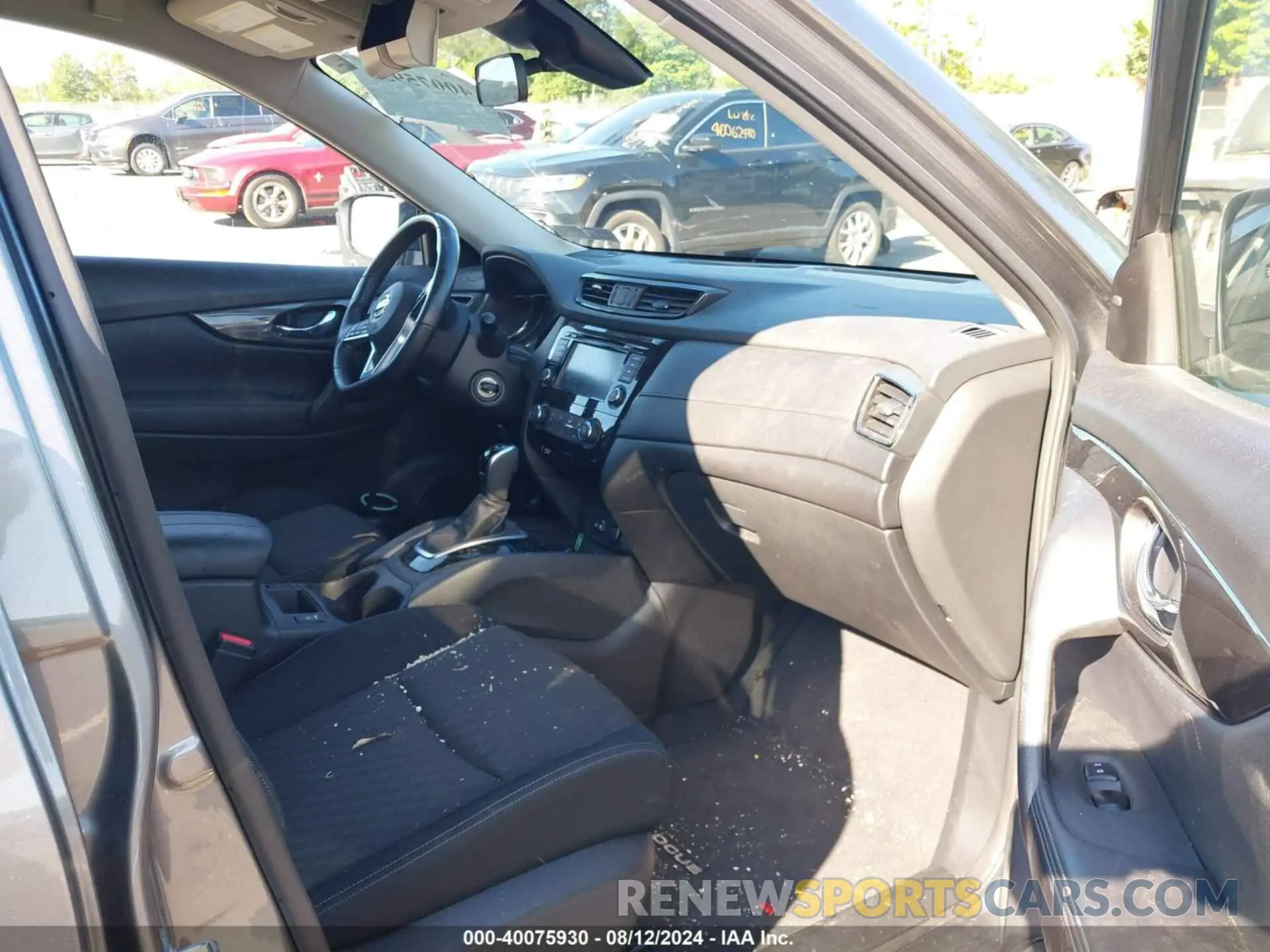 5 Photograph of a damaged car JN8AT2MV7LW102219 NISSAN ROGUE 2020