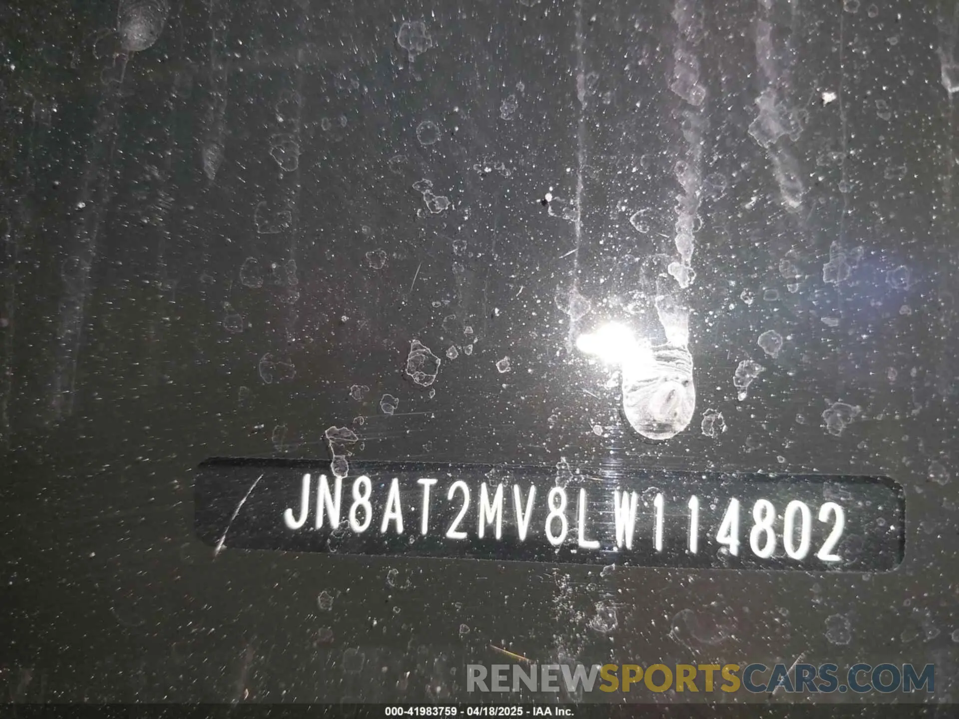 17 Photograph of a damaged car JN8AT2MV8LW114802 NISSAN ROGUE 2020