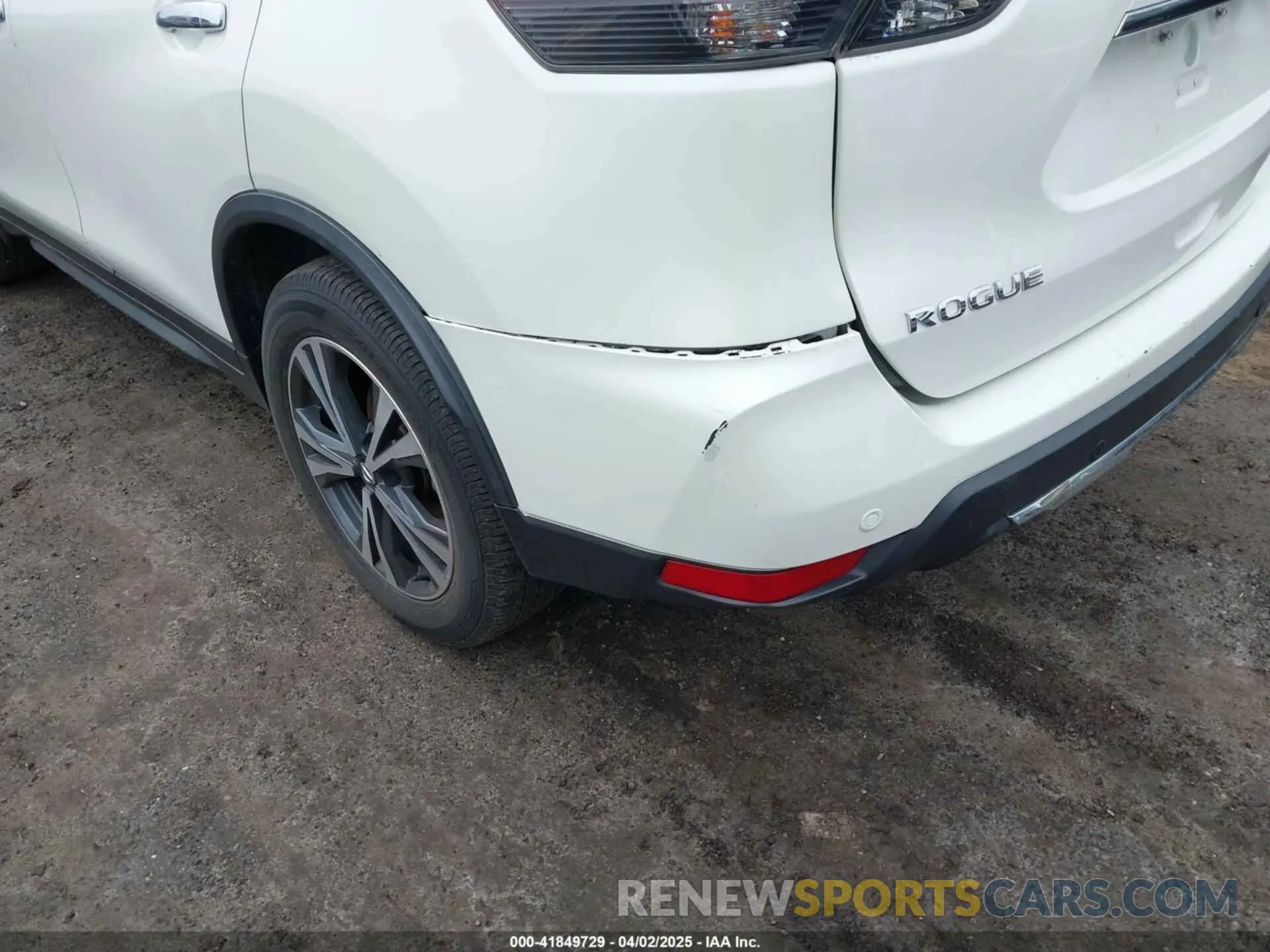 18 Фотография поврежденного автомобиля JN8AT2MV8LW137111 NISSAN ROGUE 2020