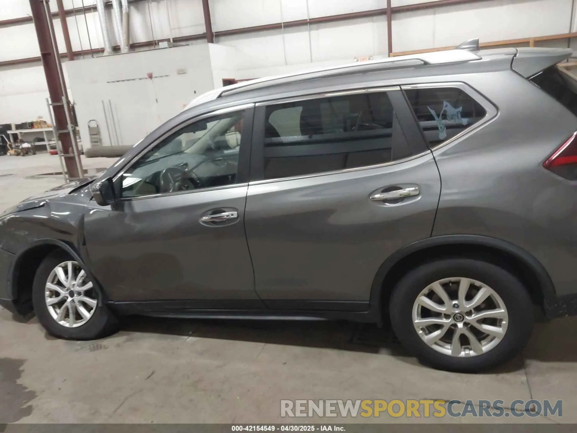 14 Photograph of a damaged car JN8AT2MV8LW142857 NISSAN ROGUE 2020