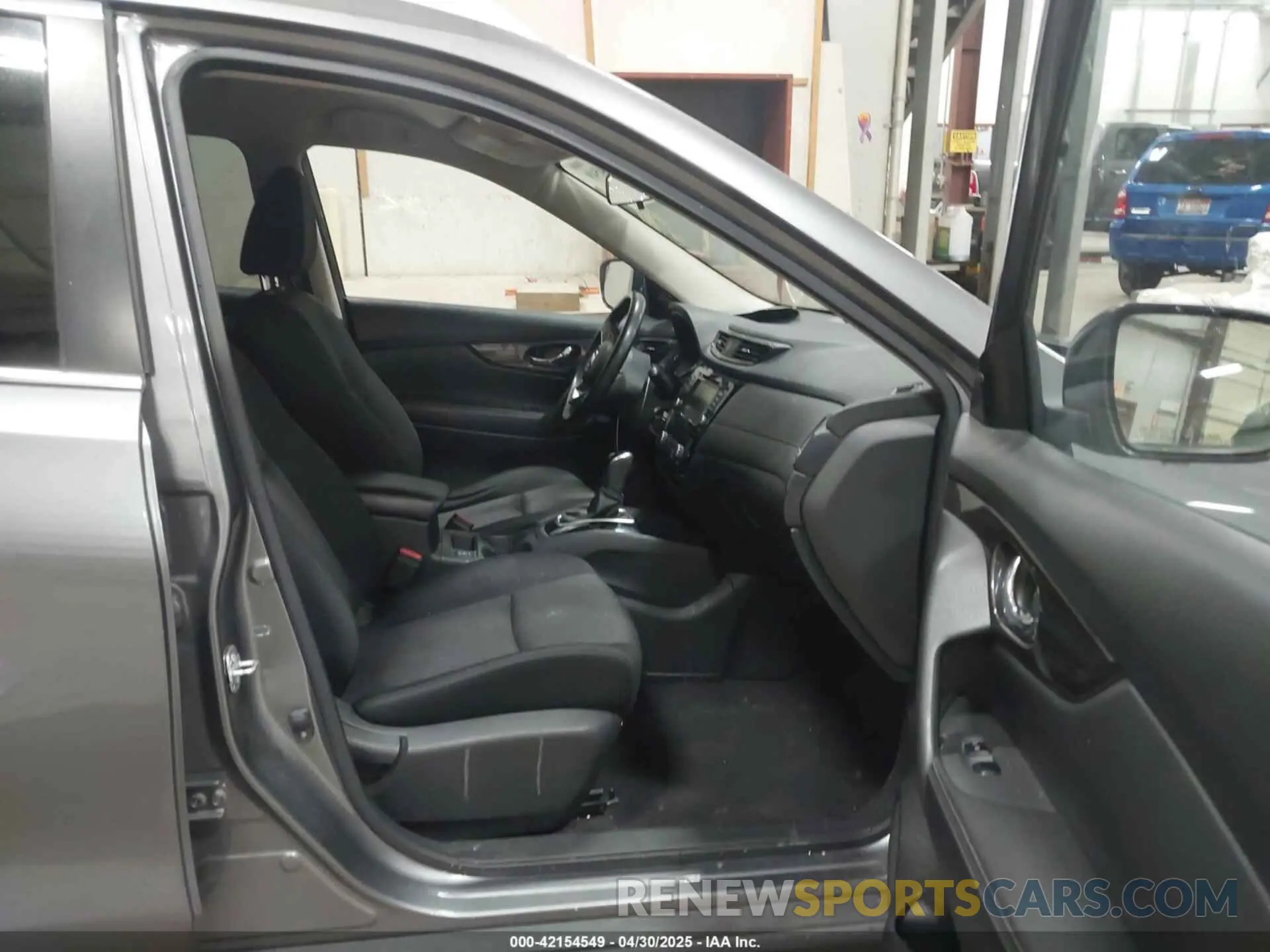 5 Photograph of a damaged car JN8AT2MV8LW142857 NISSAN ROGUE 2020