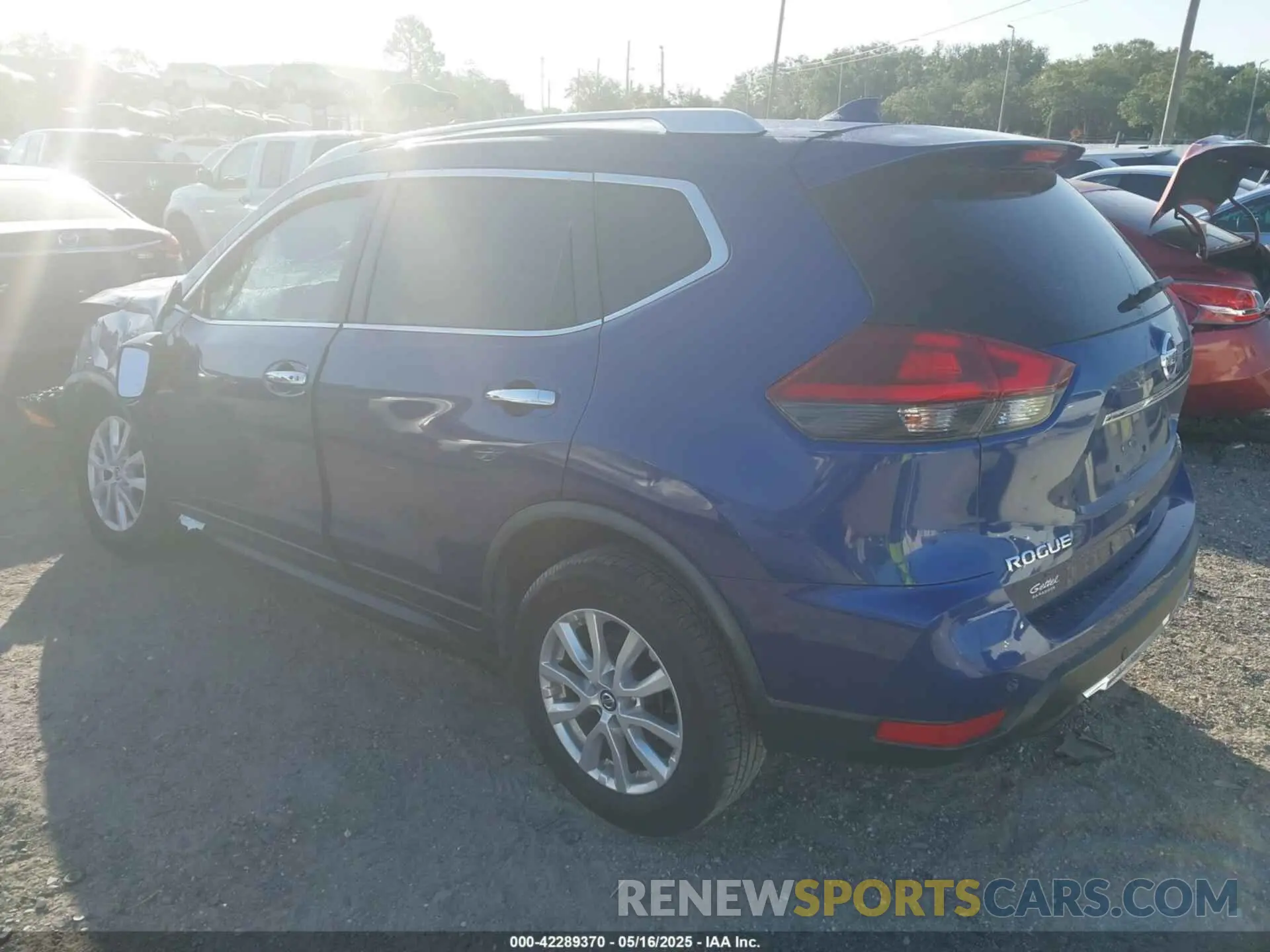 3 Photograph of a damaged car JN8AT2MV9LW104831 NISSAN ROGUE 2020