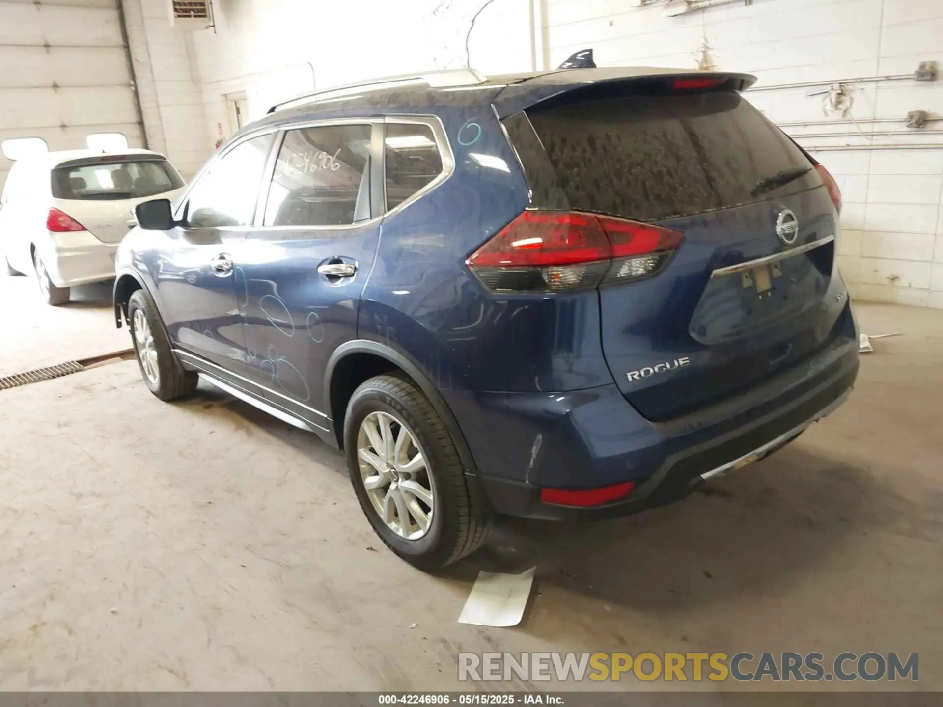 3 Photograph of a damaged car JN8AT2MV9LW118339 NISSAN ROGUE 2020