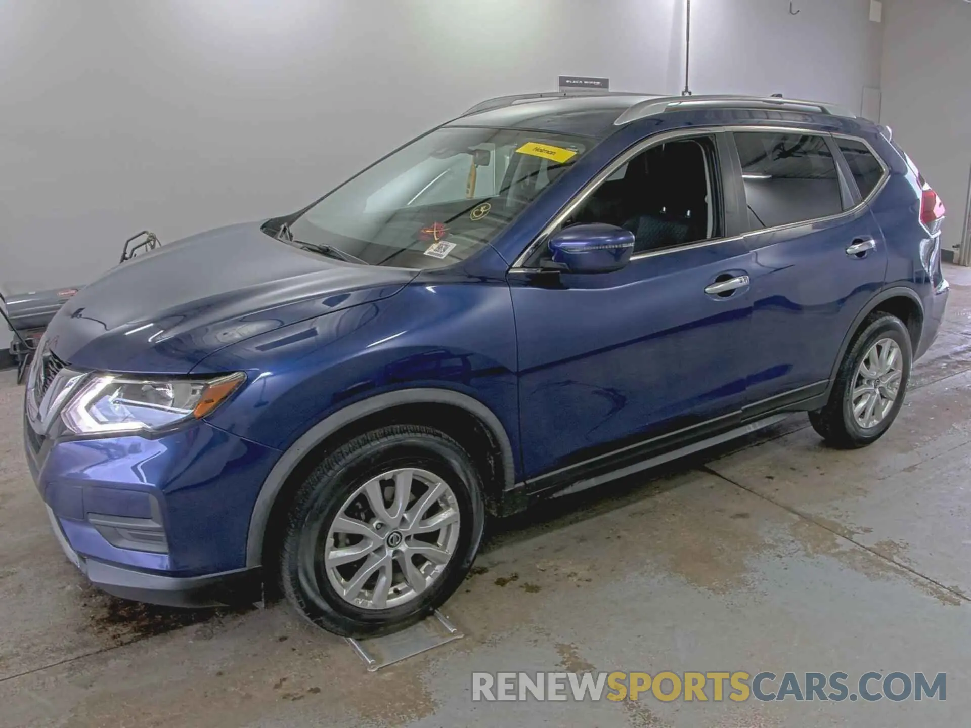 1 Photograph of a damaged car JN8AT2MVXLW112274 NISSAN ROGUE 2020