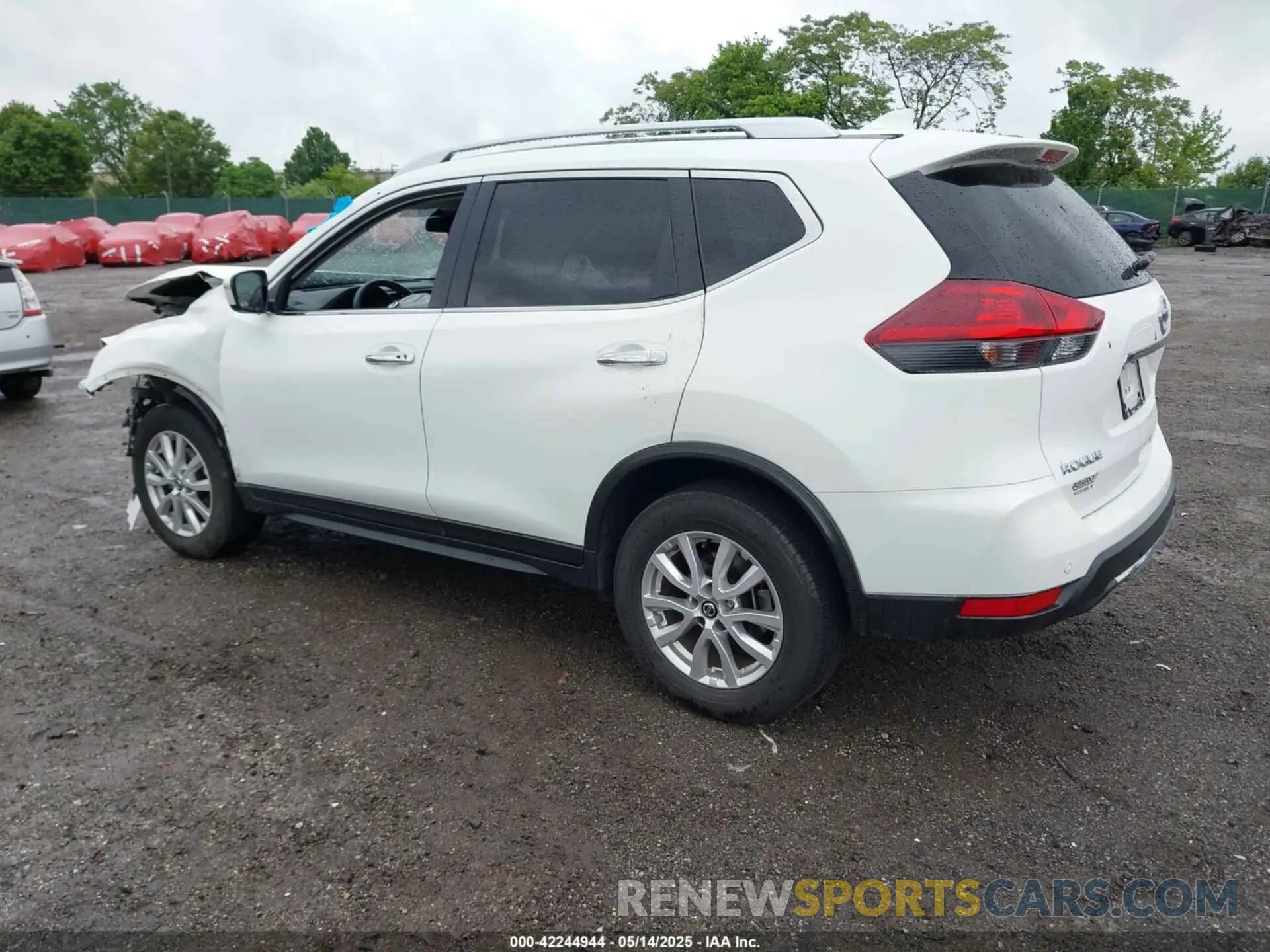 3 Фотография поврежденного автомобиля JN8AT2MVXLW112758 NISSAN ROGUE 2020