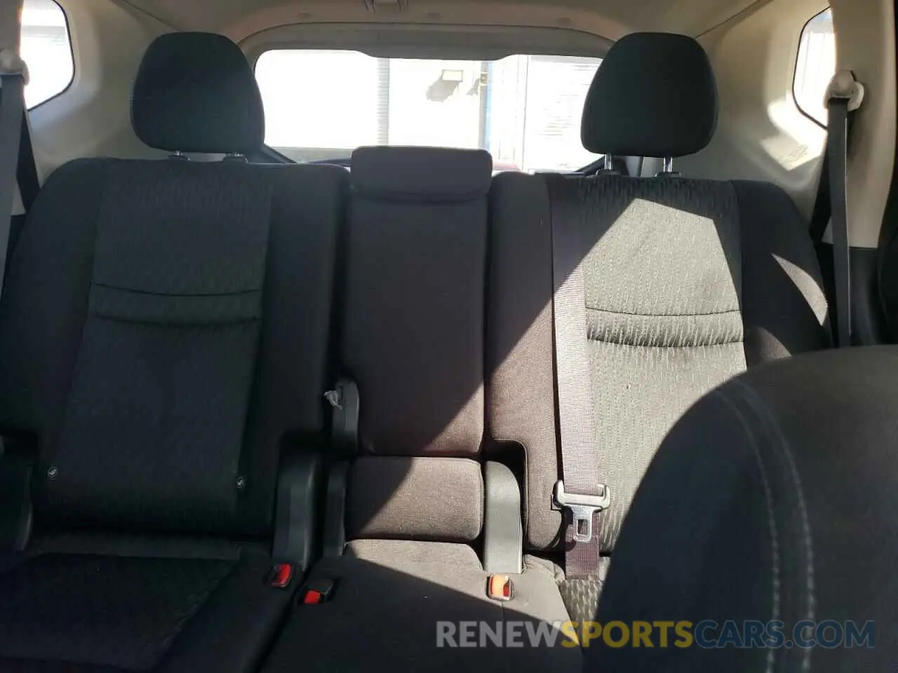 10 Фотография поврежденного автомобиля JN8AT2MVXLW115157 NISSAN ROGUE 2020