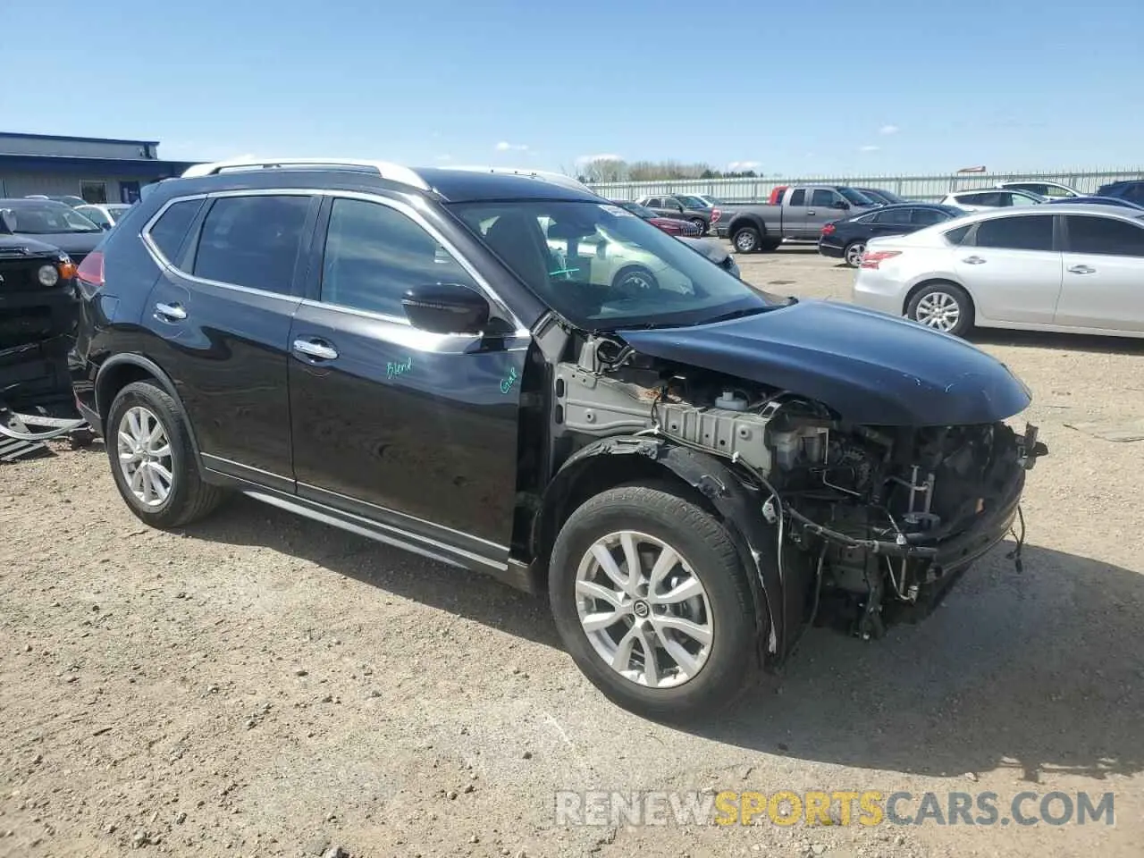 4 Photograph of a damaged car KNMAT2MT1LP535748 NISSAN ROGUE 2020