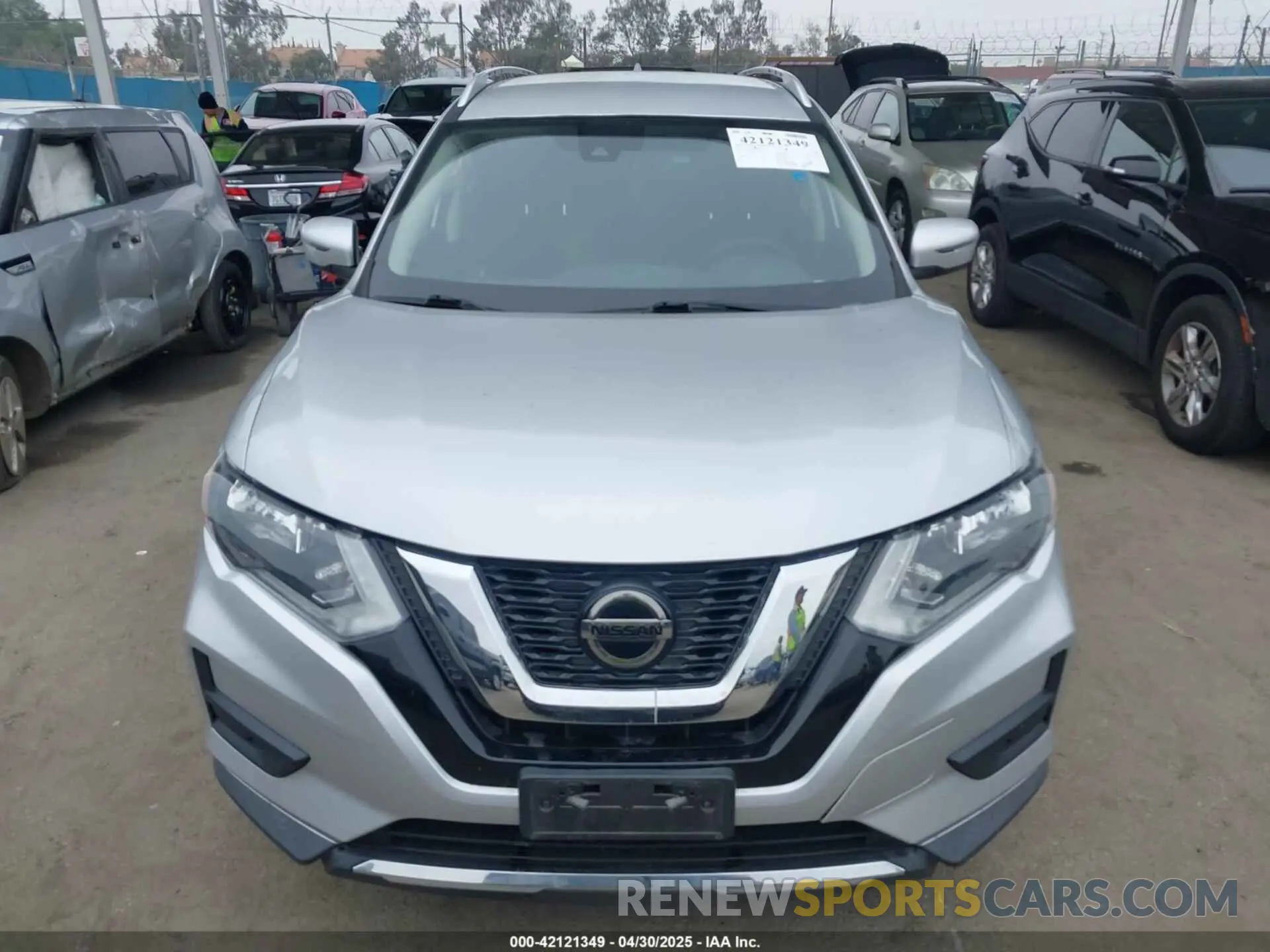 12 Photograph of a damaged car KNMAT2MT2LP518277 NISSAN ROGUE 2020