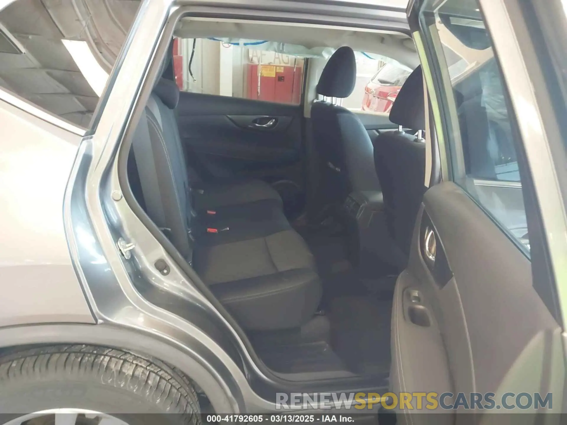 8 Photograph of a damaged car KNMAT2MT2LP521776 NISSAN ROGUE 2020