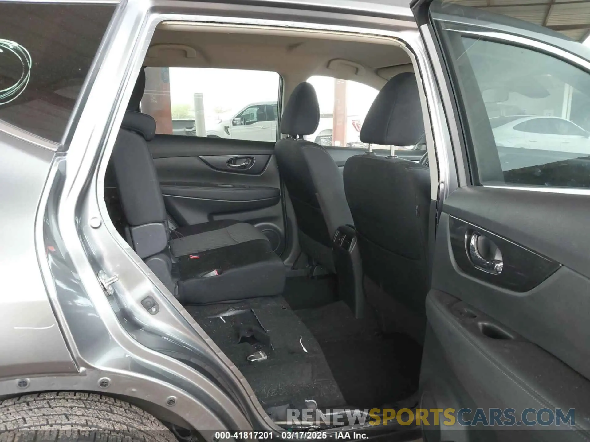 8 Photograph of a damaged car KNMAT2MT2LP521910 NISSAN ROGUE 2020
