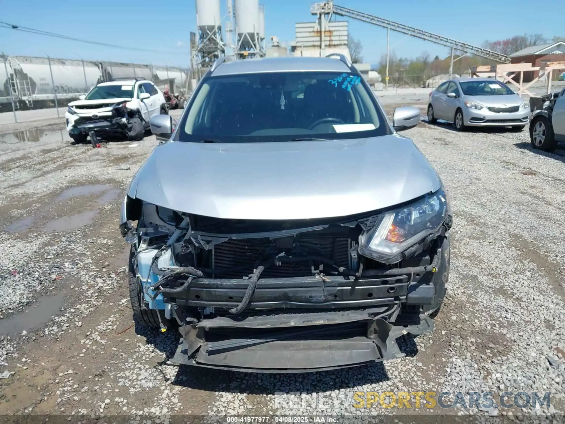 13 Photograph of a damaged car KNMAT2MT3LP500502 NISSAN ROGUE 2020