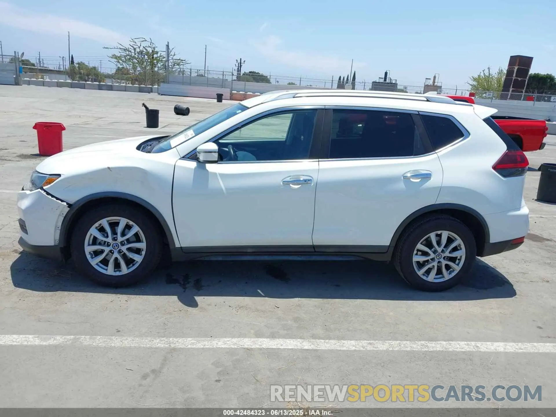14 Photograph of a damaged car KNMAT2MT3LP529563 NISSAN ROGUE 2020