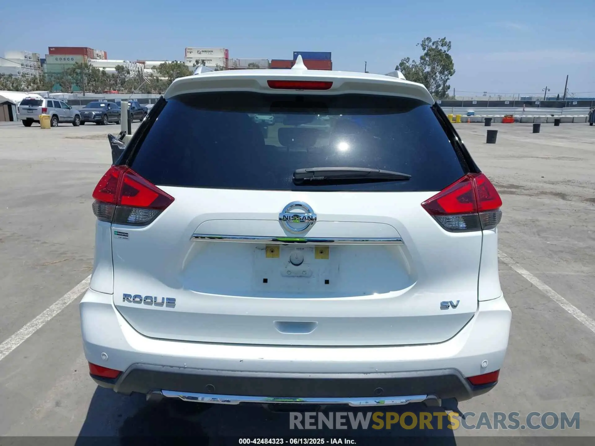 16 Photograph of a damaged car KNMAT2MT3LP529563 NISSAN ROGUE 2020