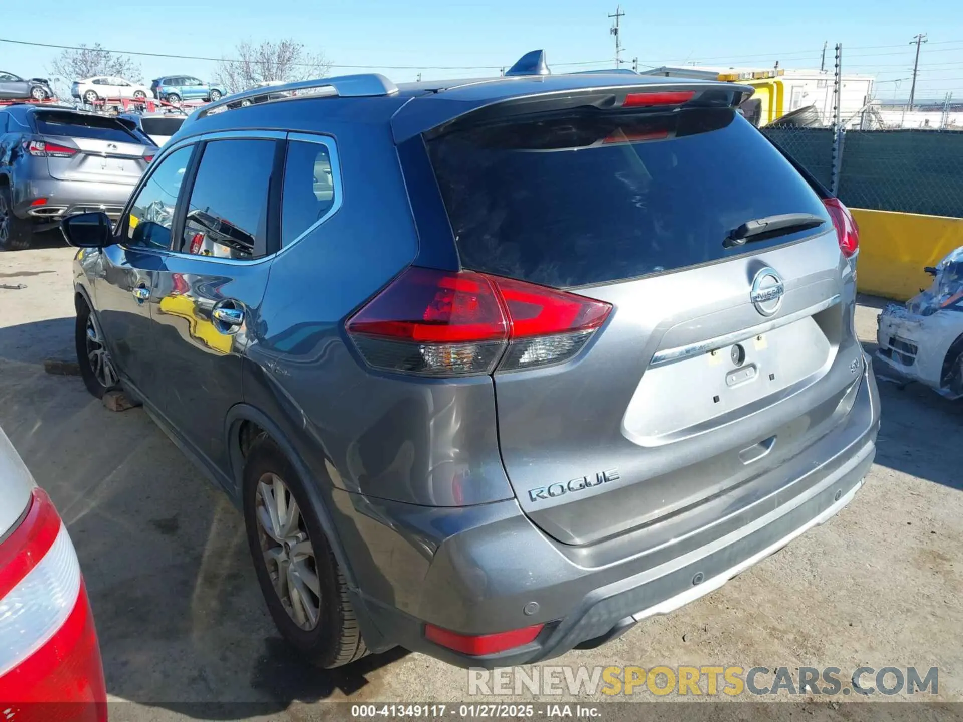 3 Фотография поврежденного автомобиля KNMAT2MT3LP537761 NISSAN ROGUE 2020